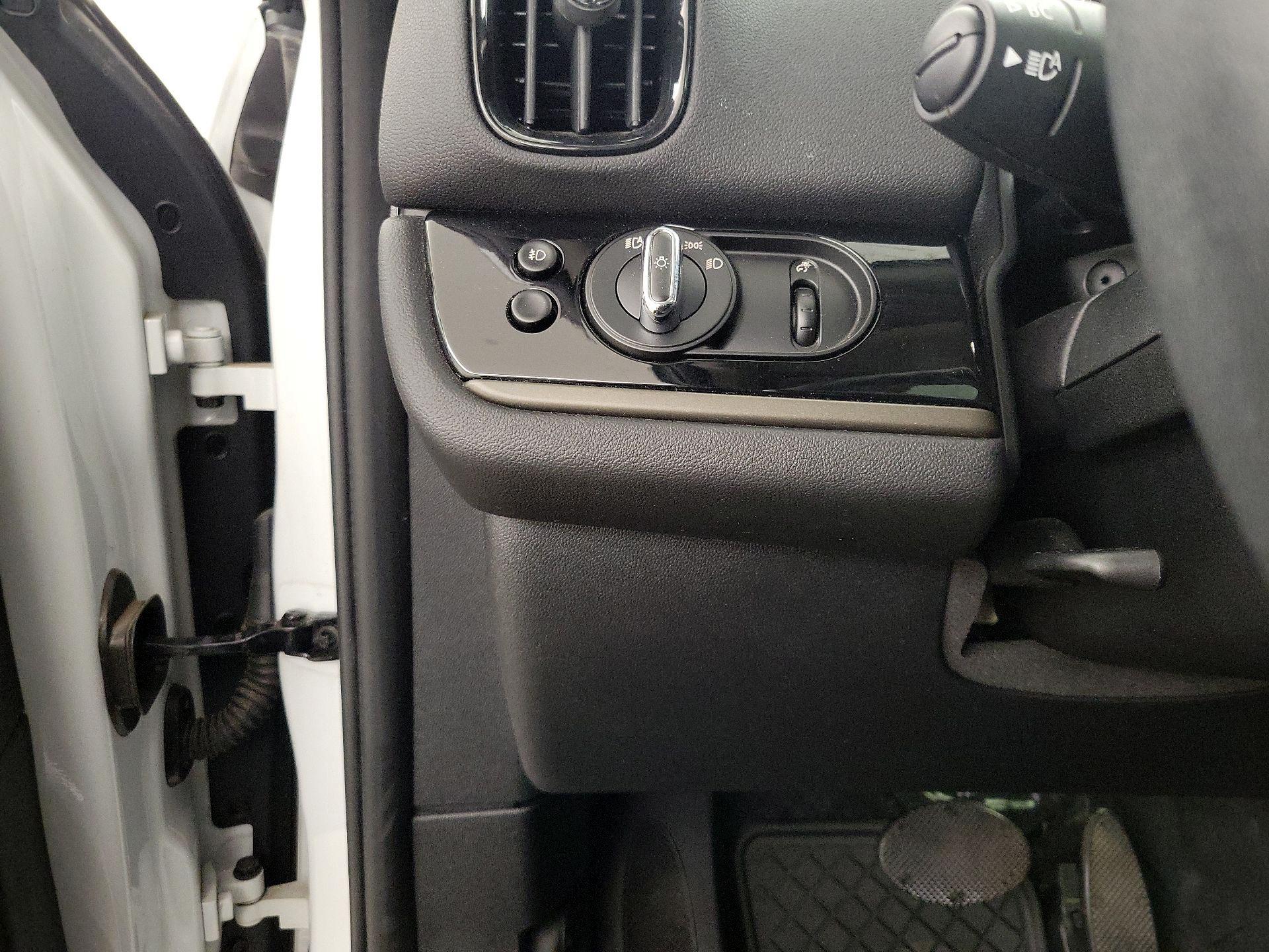 Thumbnail: 2020 MINI Cooper Countryman - 13