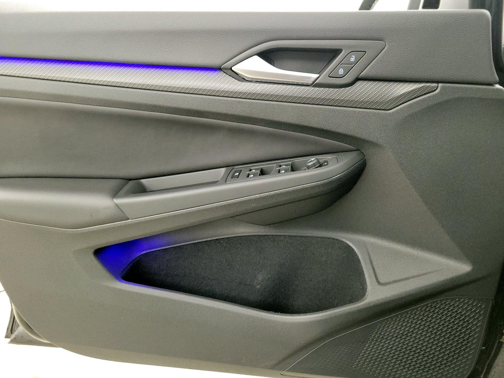 Thumbnail: 2024 Volkswagen Golf - 12