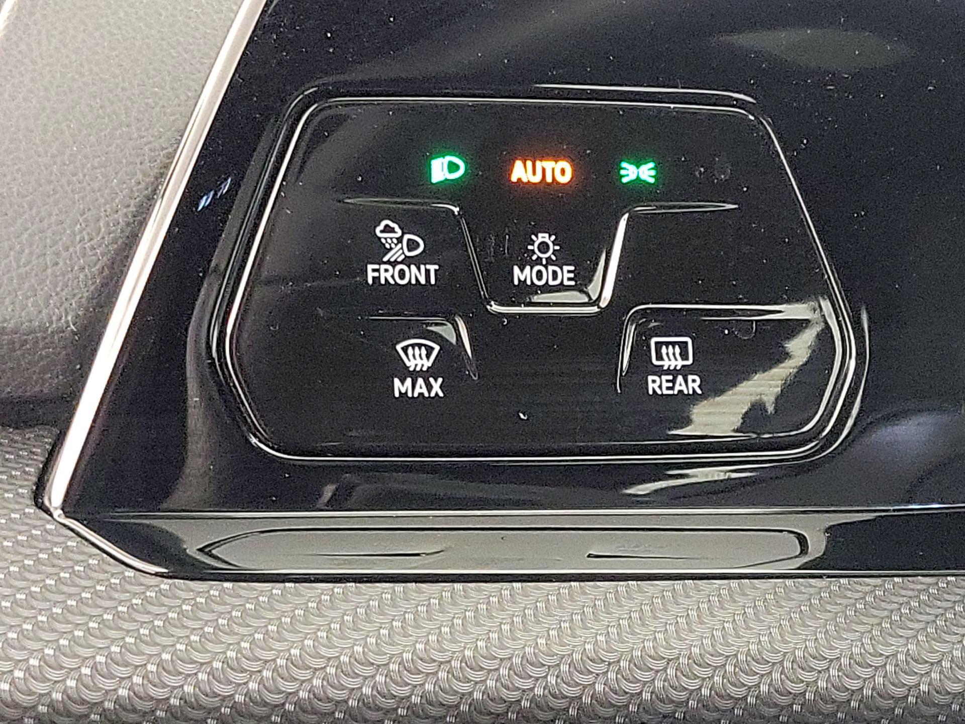 Thumbnail: 2024 Volkswagen Golf - 13