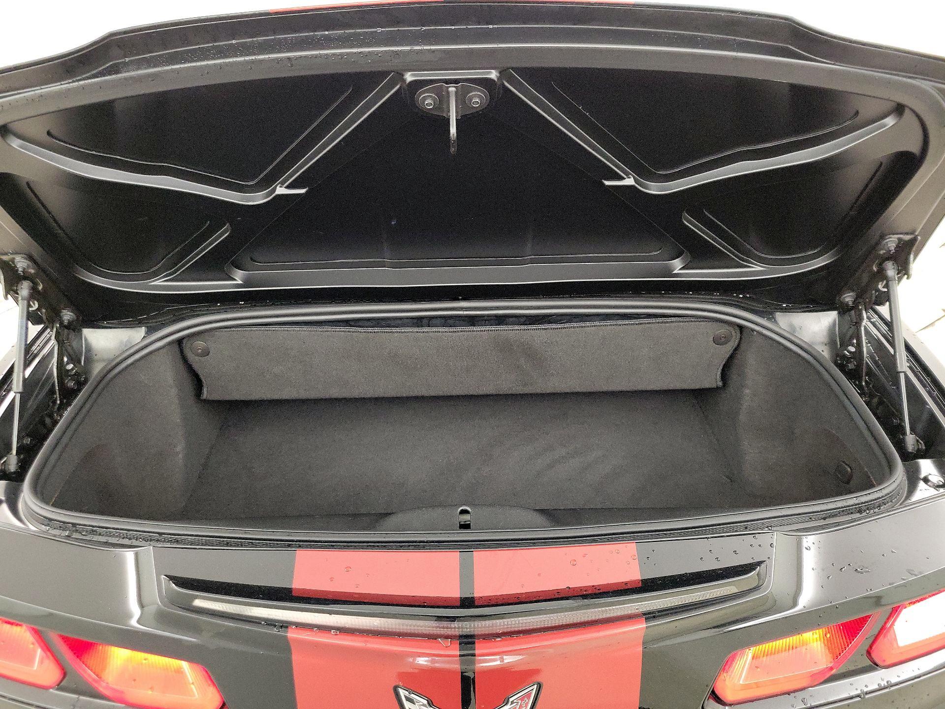 Thumbnail: 2018 Chevrolet Corvette - 20