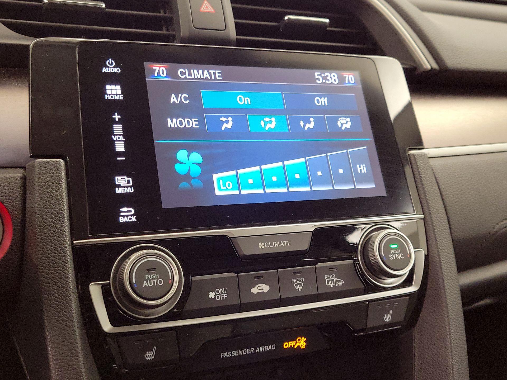 Thumbnail: 2016 Honda Civic - 16