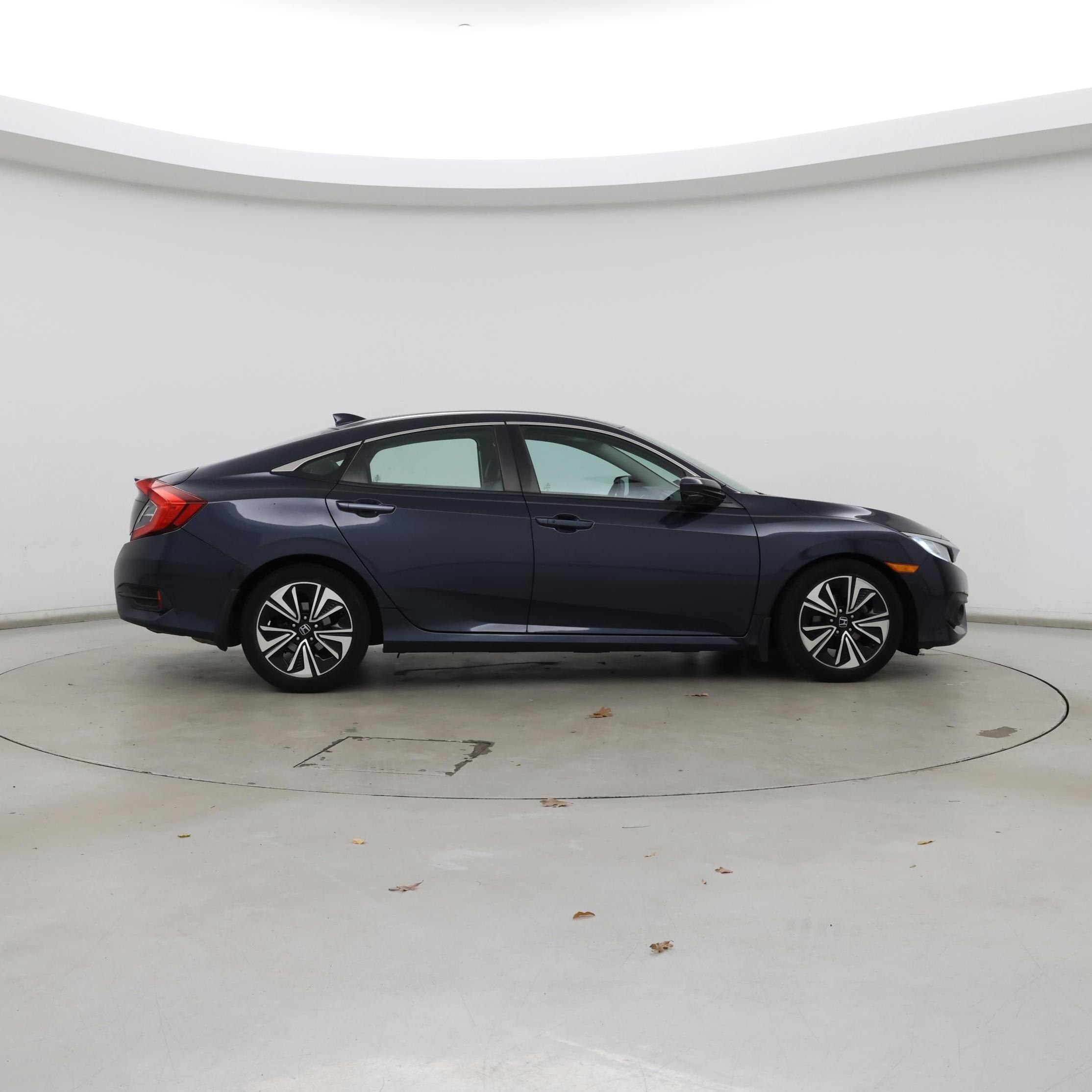 Thumbnail: 2016 Honda Civic - 7