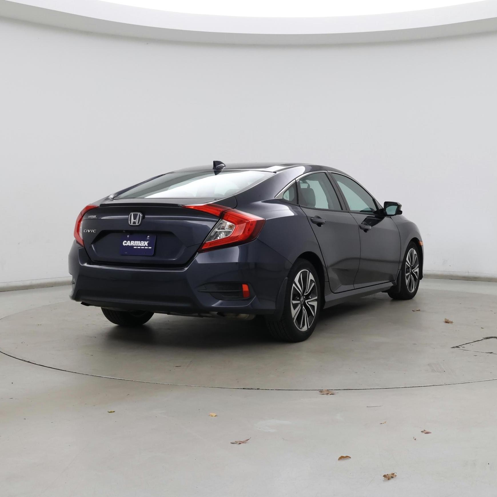 Thumbnail: 2016 Honda Civic - 8