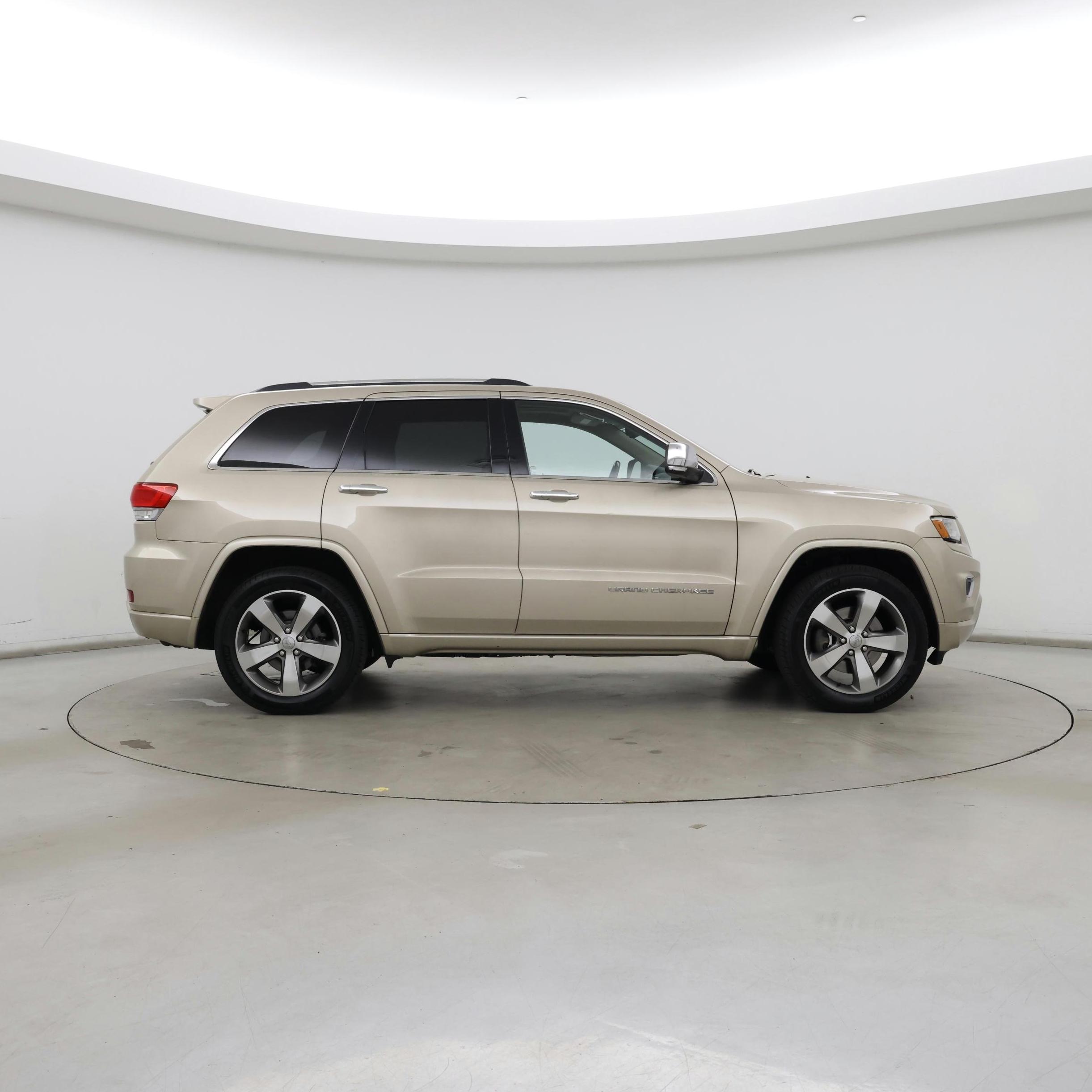 Thumbnail: 2014 Jeep Grand Cherokee - 7