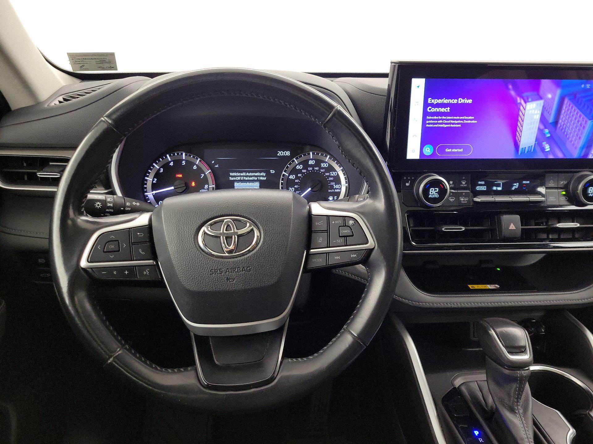 Thumbnail: 2024 Toyota Highlander - 10