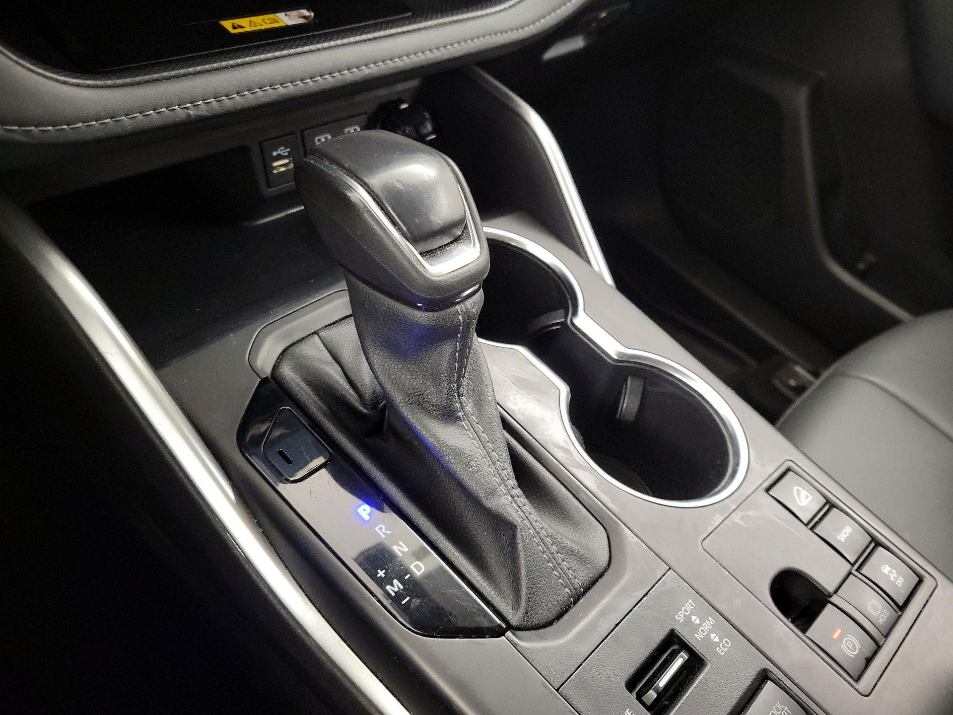 Thumbnail: 2024 Toyota Highlander - 17