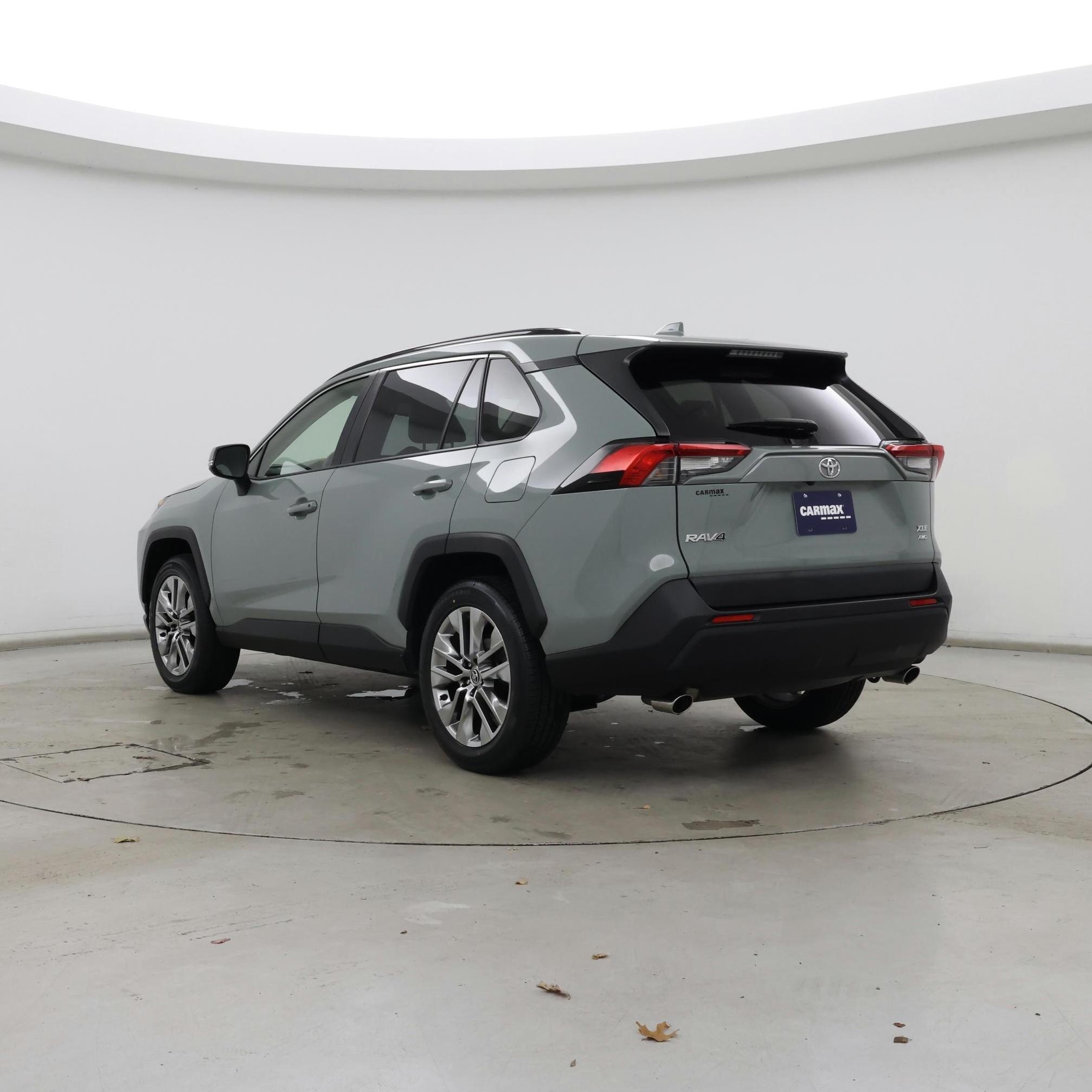 Thumbnail: 2021 Toyota RAV4 - 2