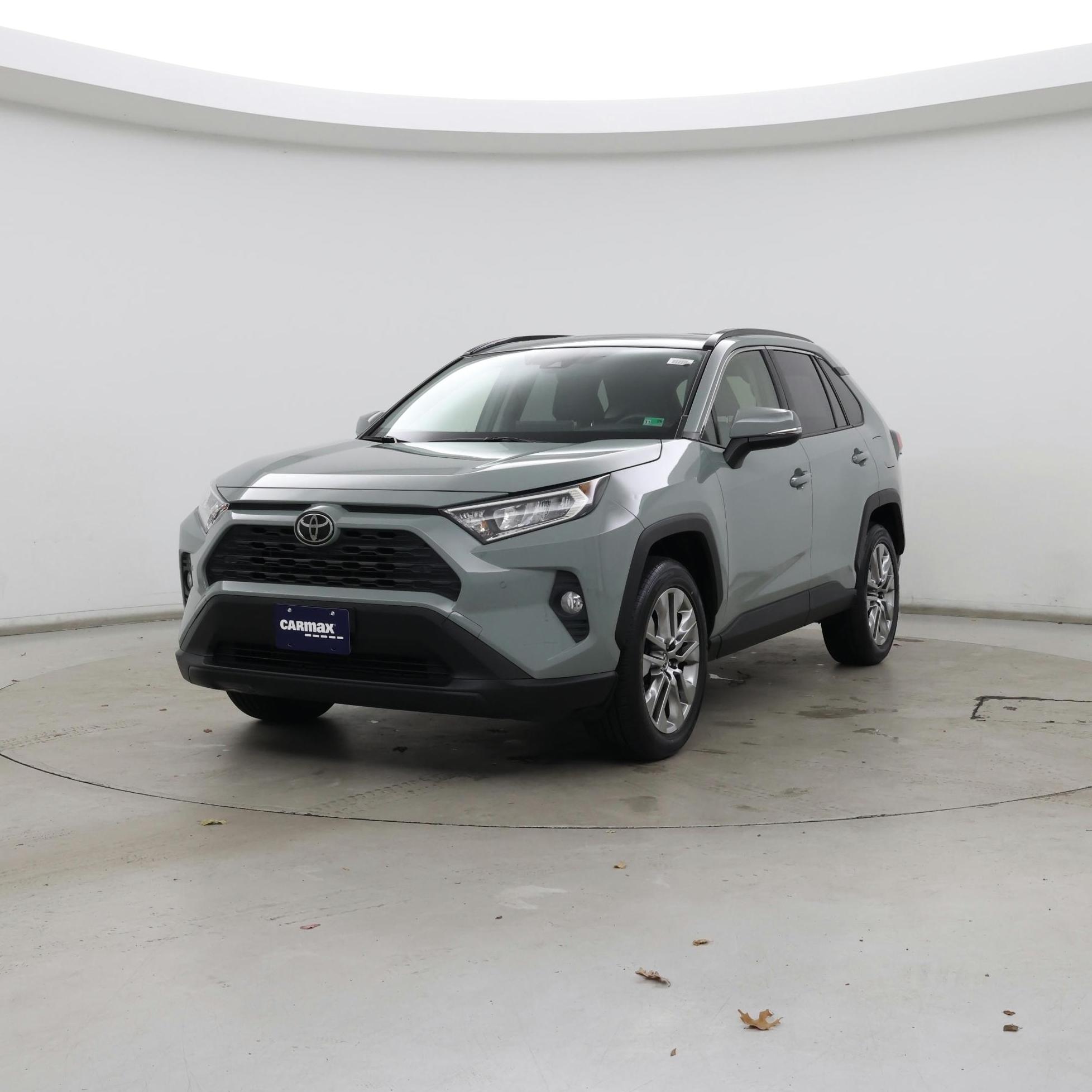 Thumbnail: 2021 Toyota RAV4 - 4