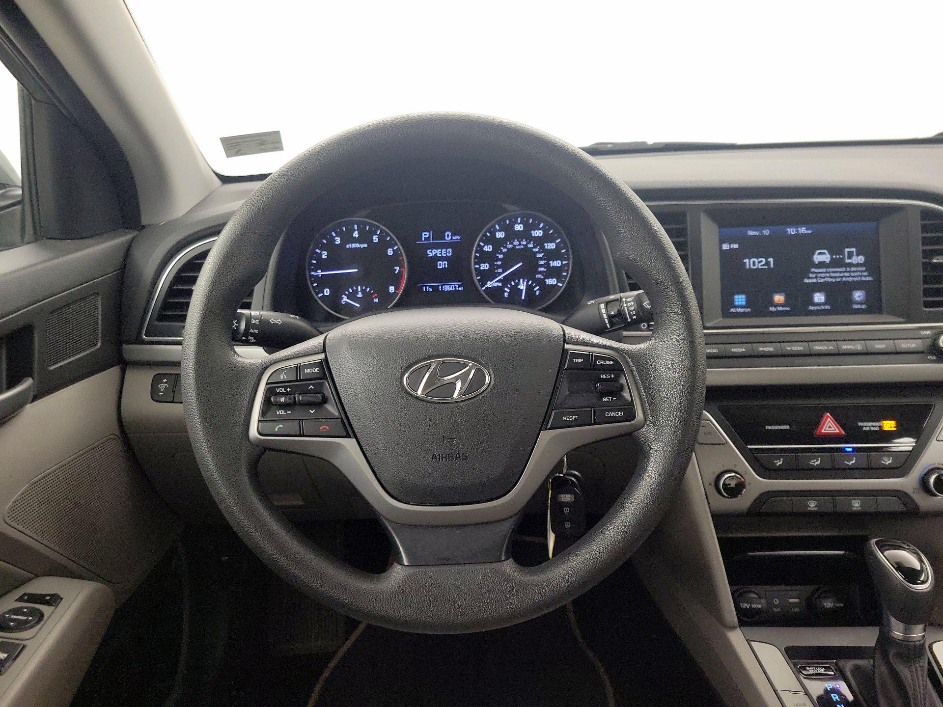 Thumbnail: 2017 Hyundai Elantra - 10