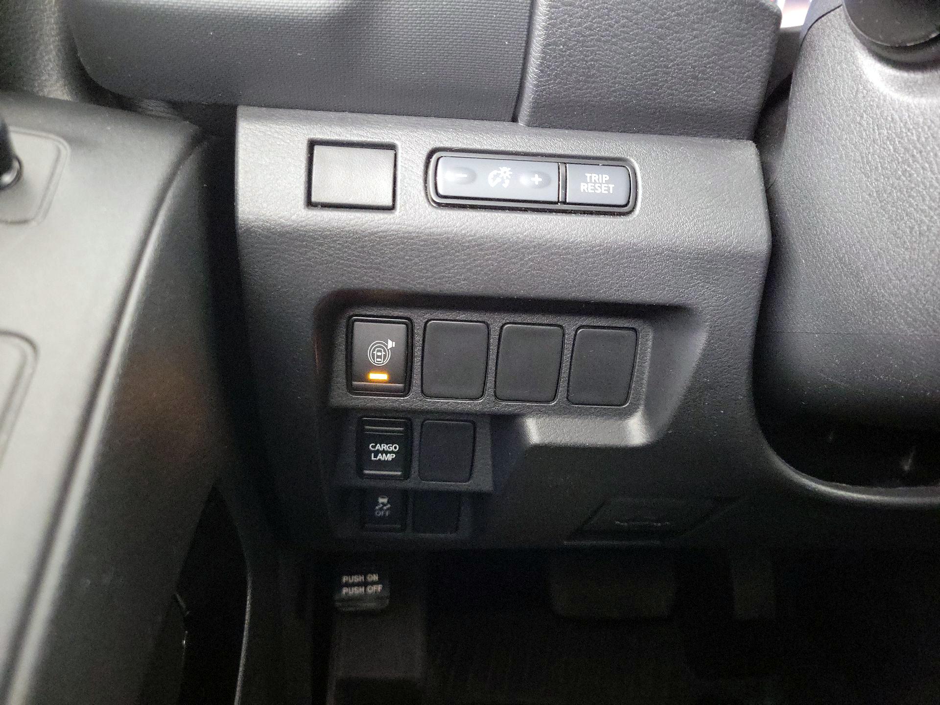 Thumbnail: 2023 Nissan Frontier - 13