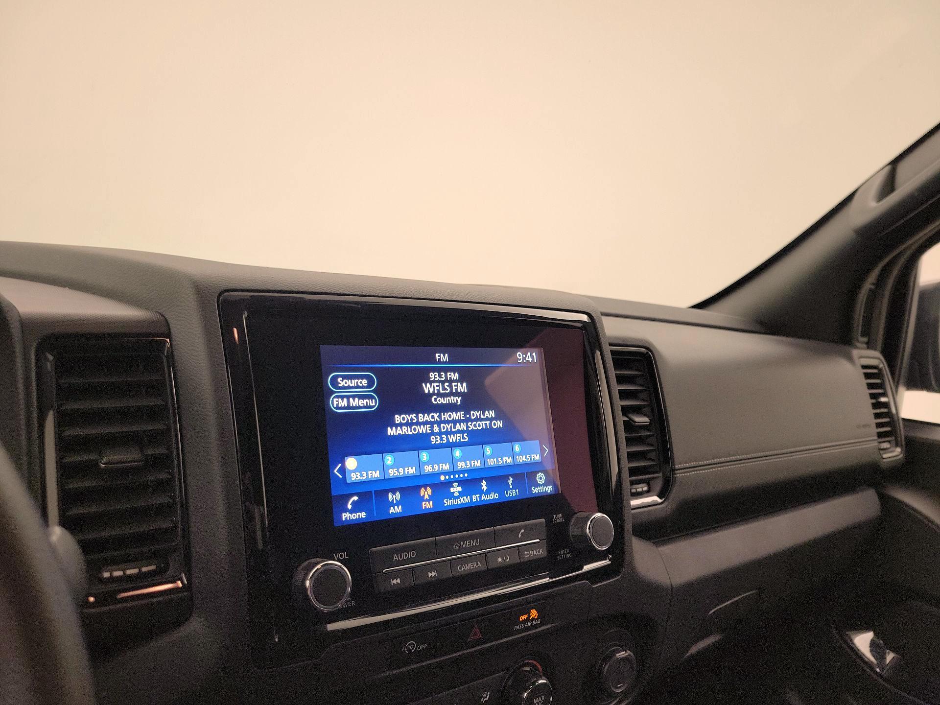 Thumbnail: 2023 Nissan Frontier - 15