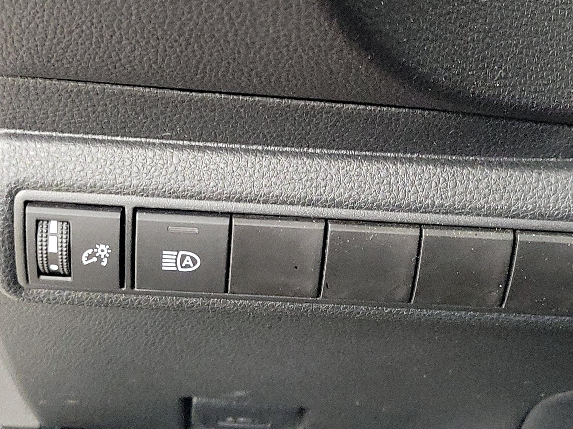 Thumbnail: 2024 Toyota Corolla - 13