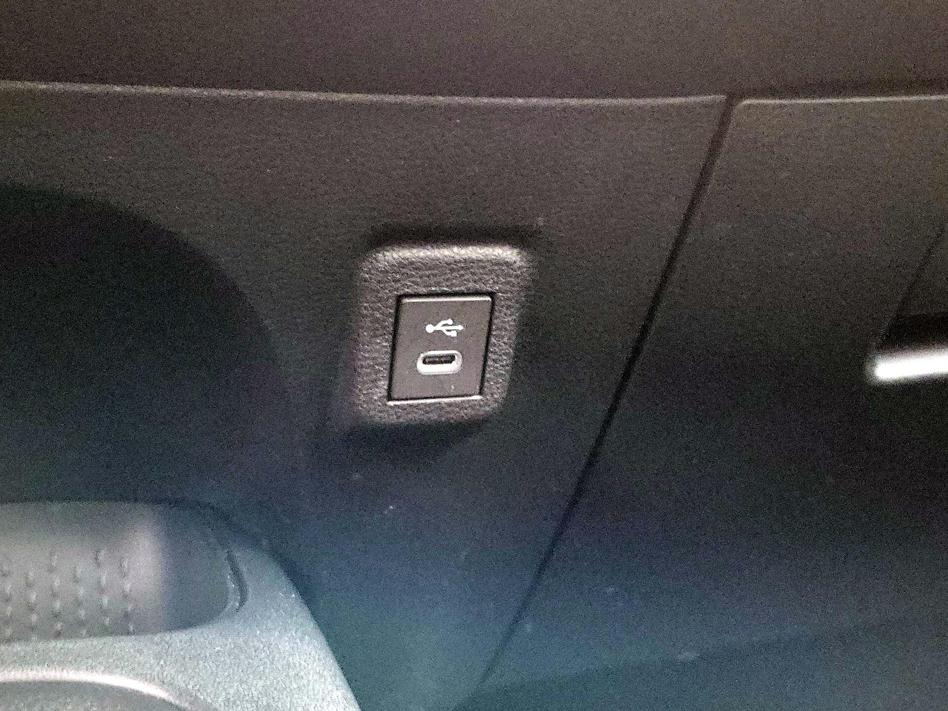 Thumbnail: 2024 Toyota Corolla - 18