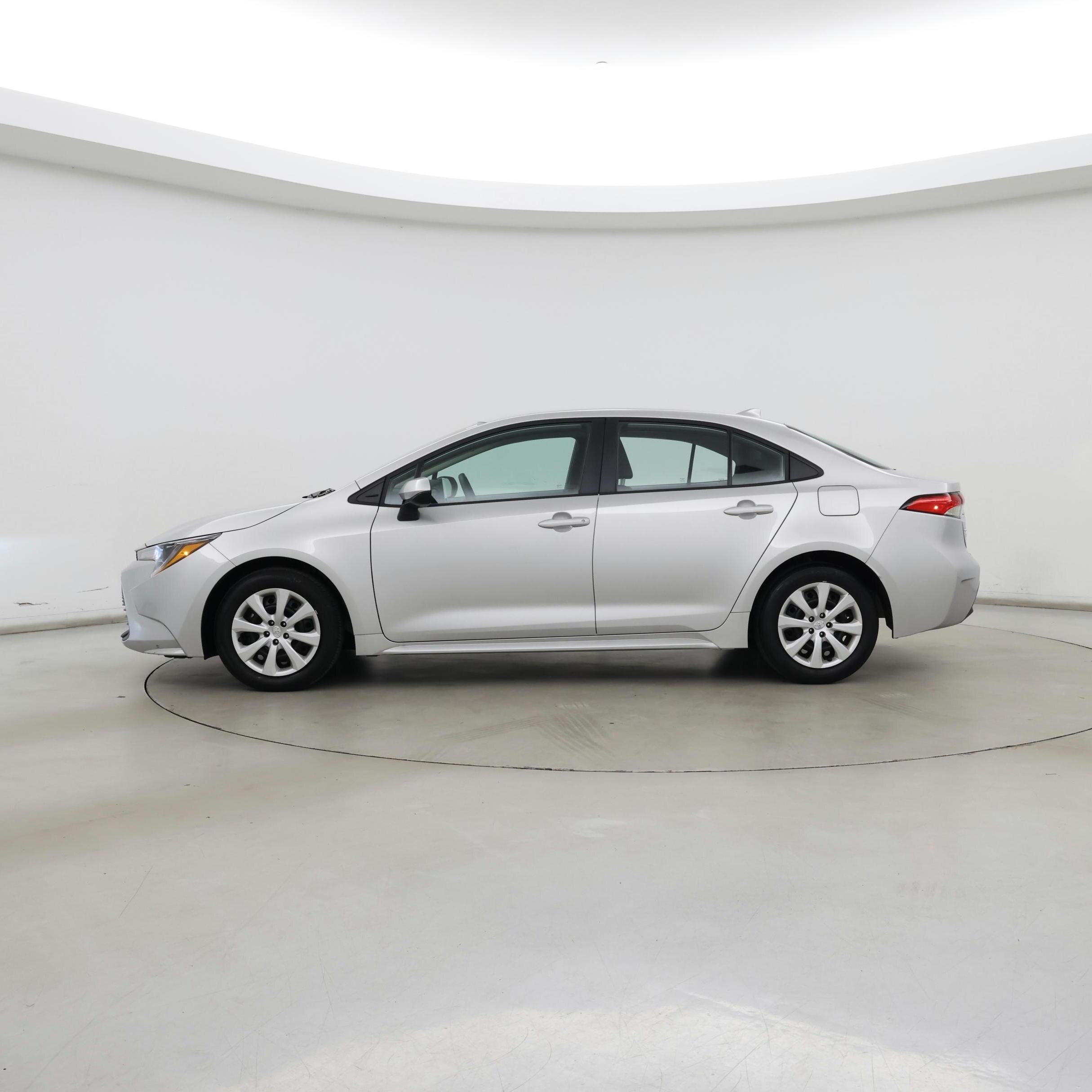 Thumbnail: 2024 Toyota Corolla - 3