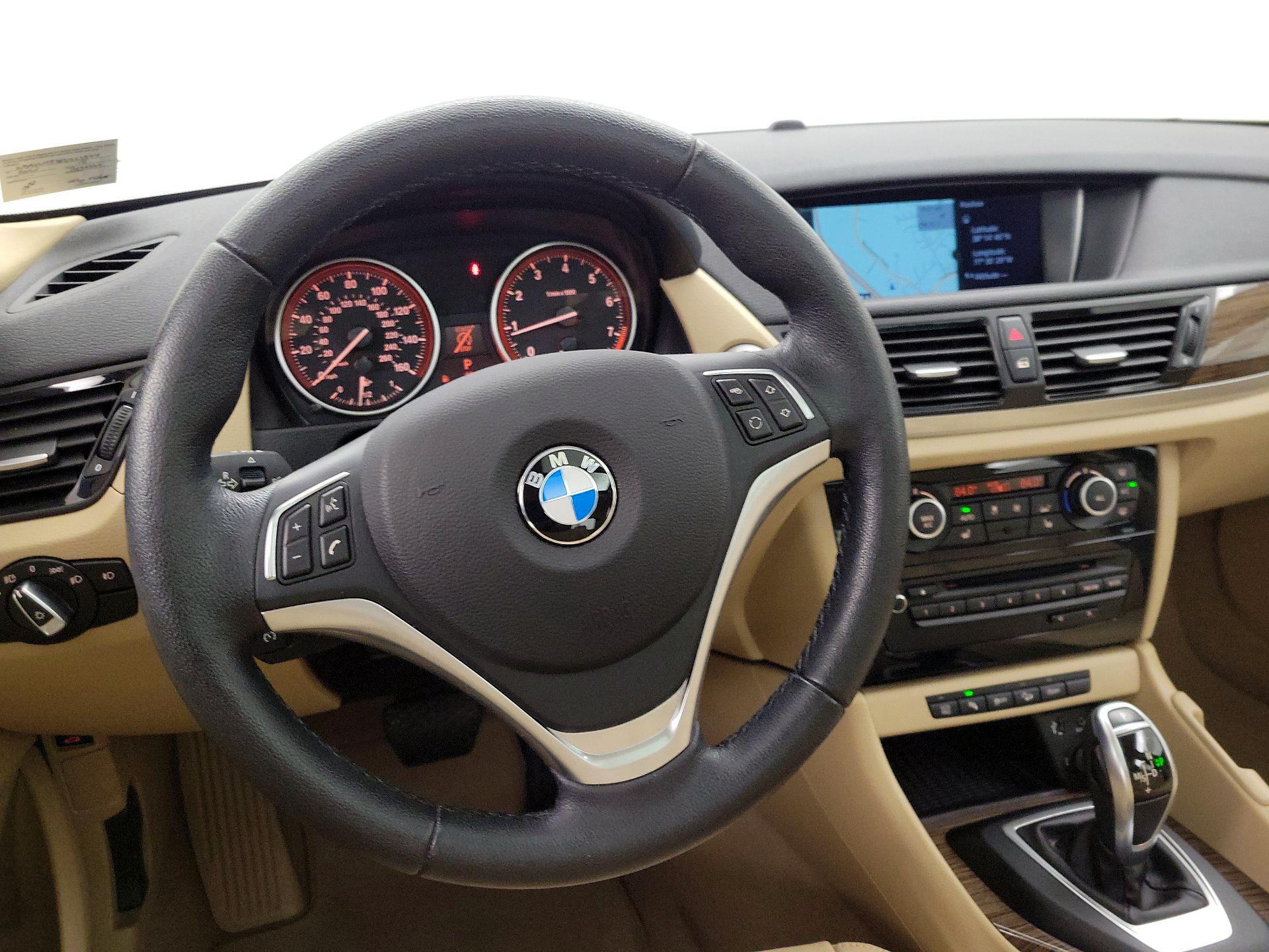 Thumbnail: 2015 BMW X1 - 10