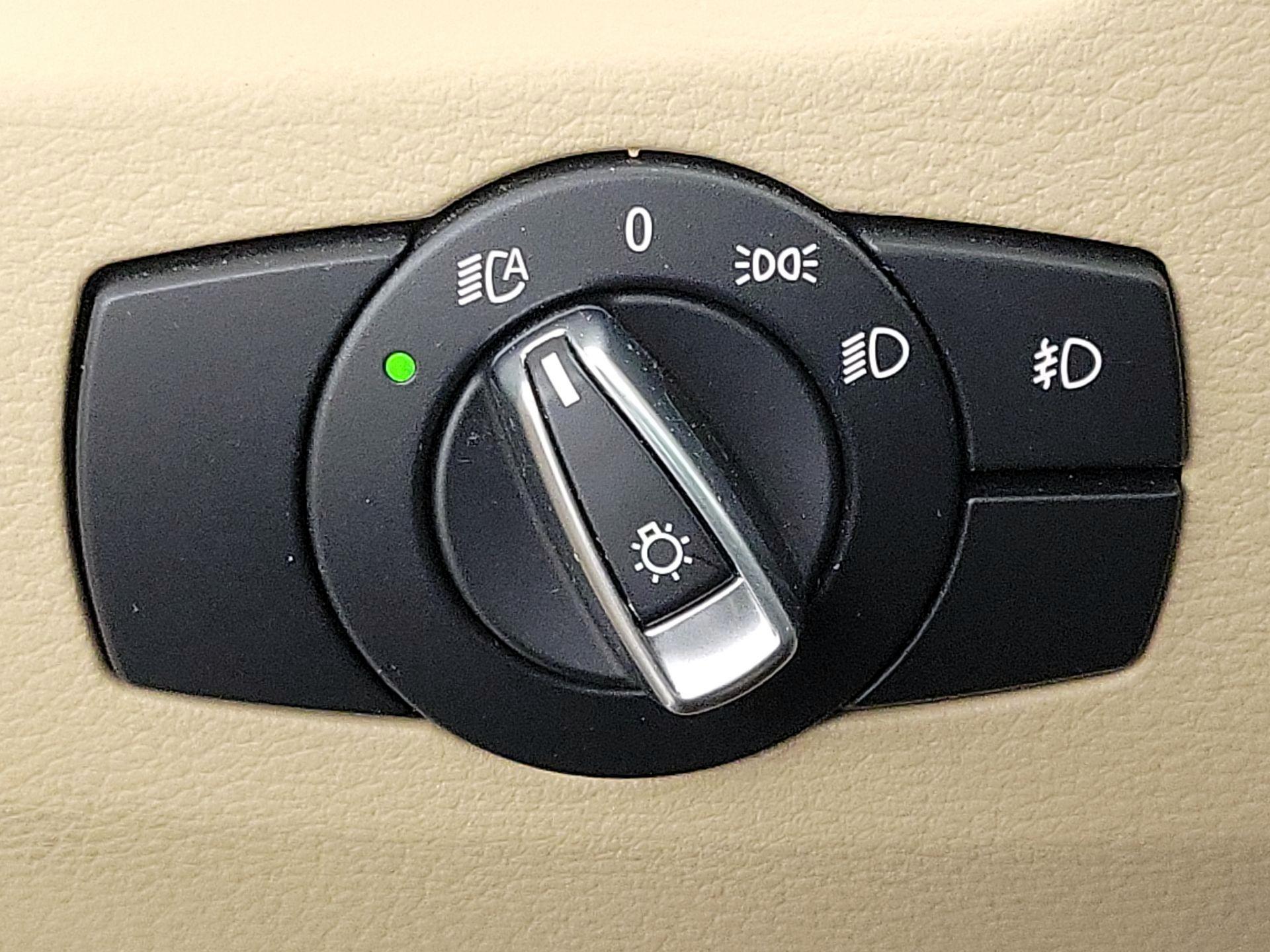 Thumbnail: 2015 BMW X1 - 13