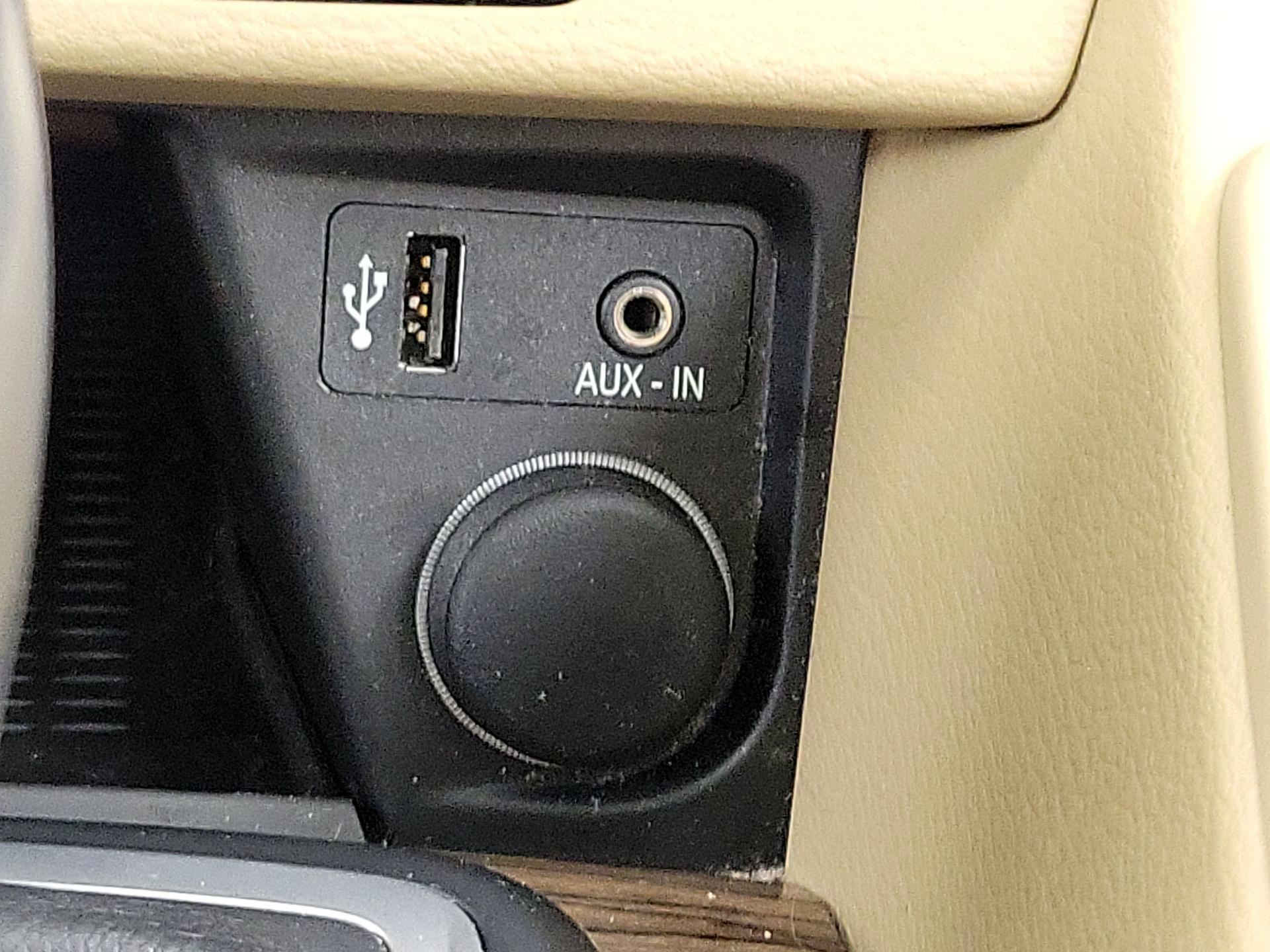 Thumbnail: 2015 BMW X1 - 19