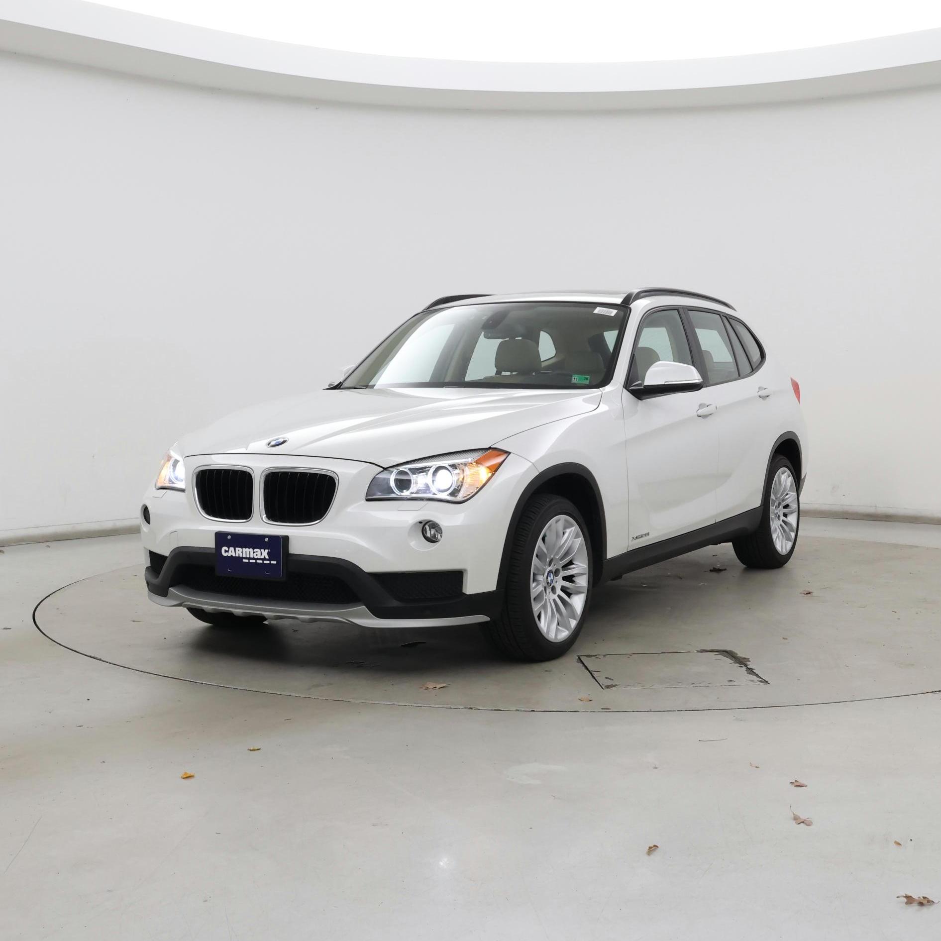 Thumbnail: 2015 BMW X1 - 4