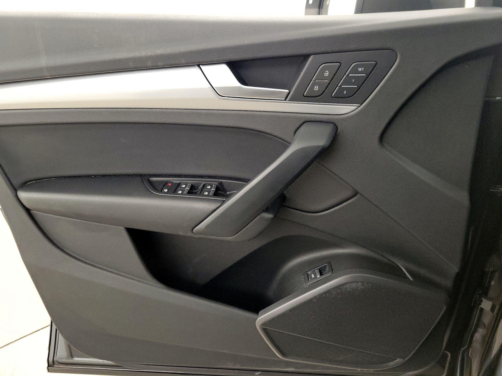 Thumbnail: 2018 Audi Q5 - 12