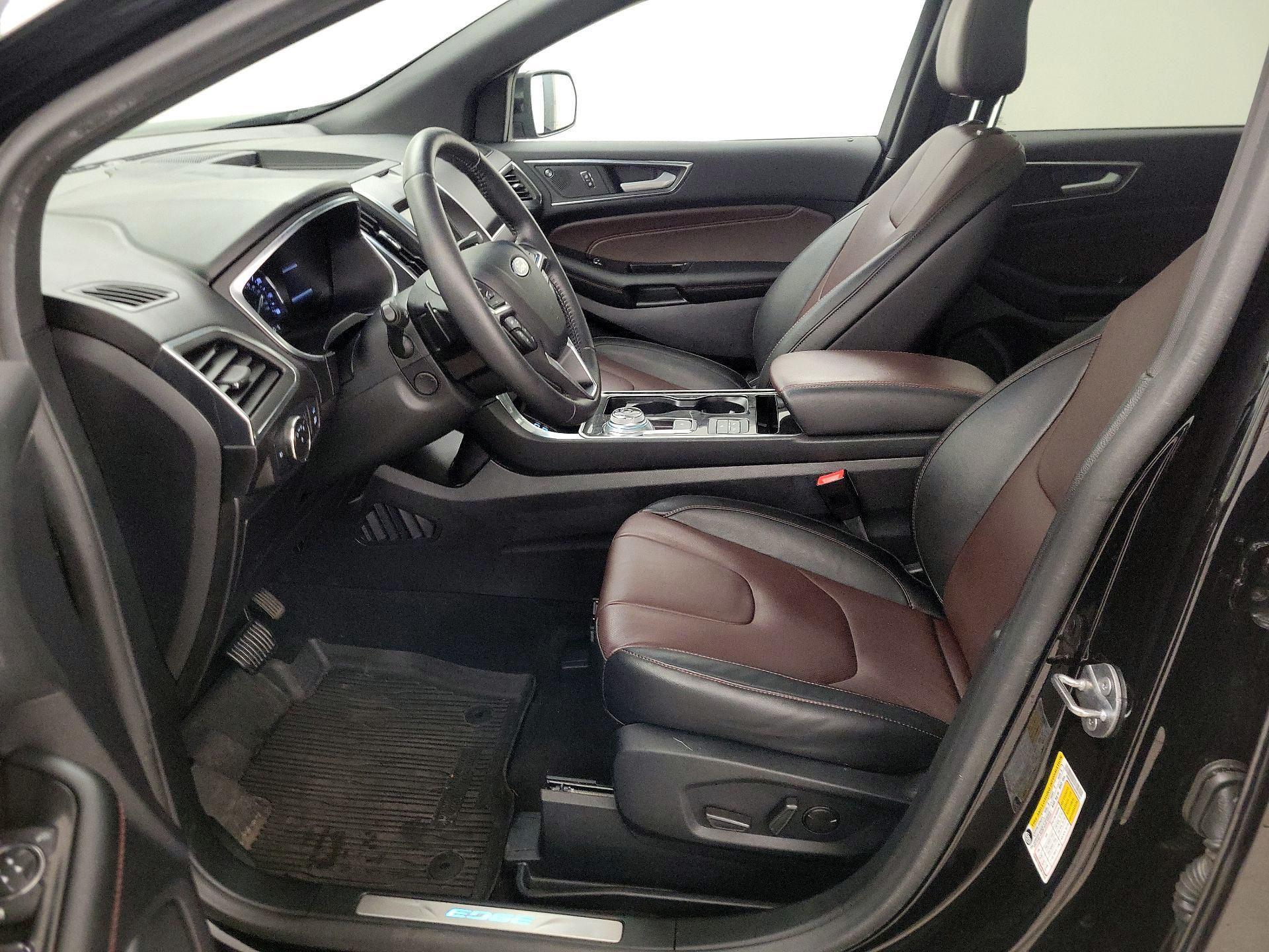 Thumbnail: 2020 Ford Edge - 11