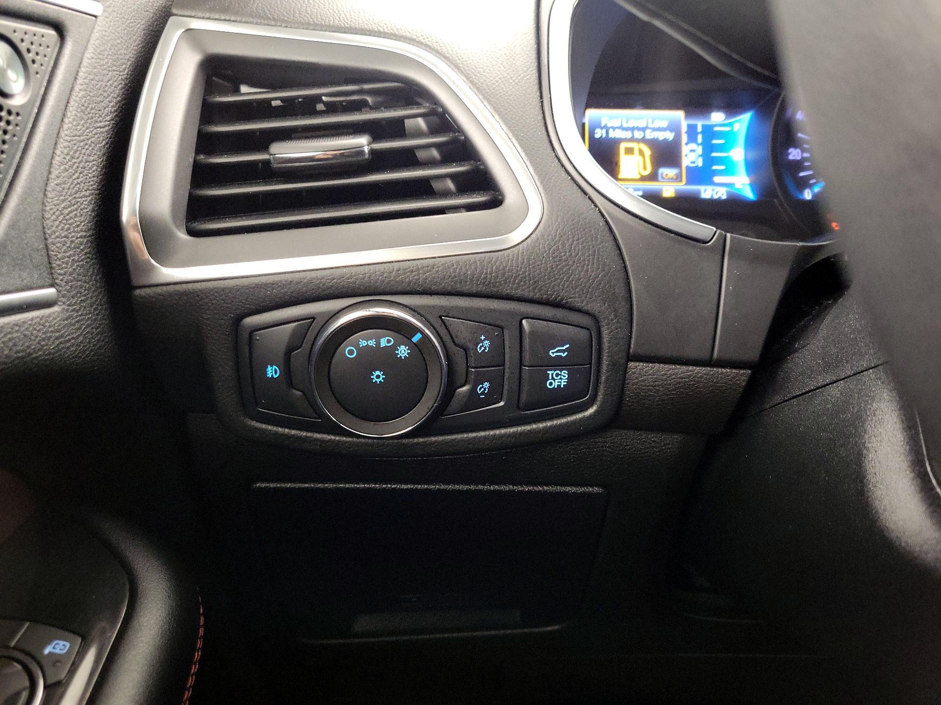 Thumbnail: 2020 Ford Edge - 13