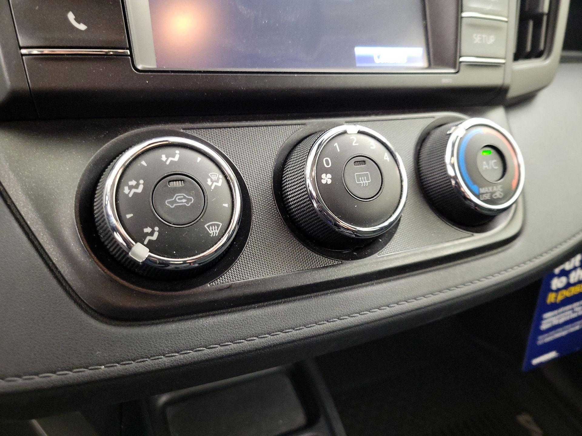 Thumbnail: 2017 Toyota RAV4 - 16