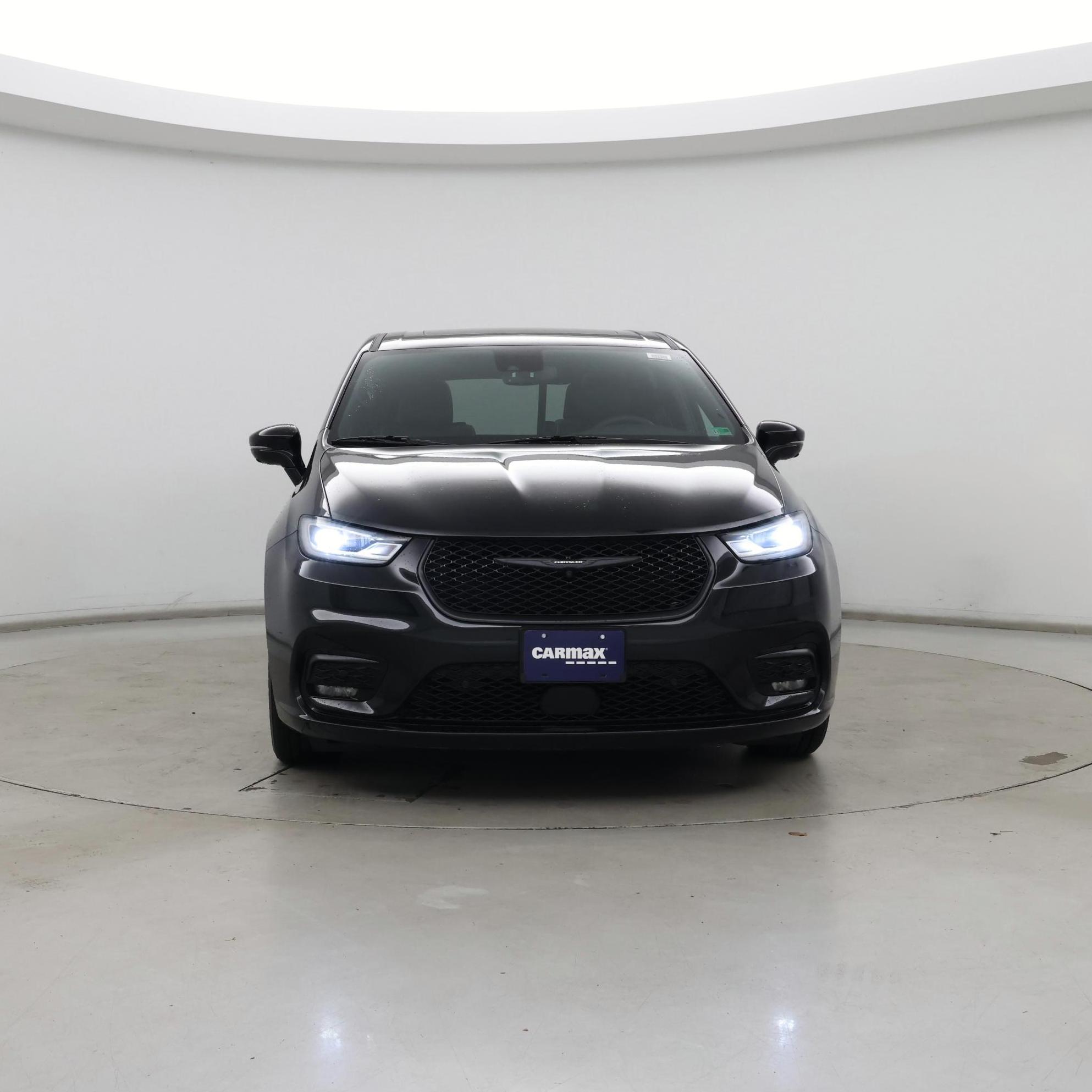 Thumbnail: 2023 Chrysler Pacifica - 5