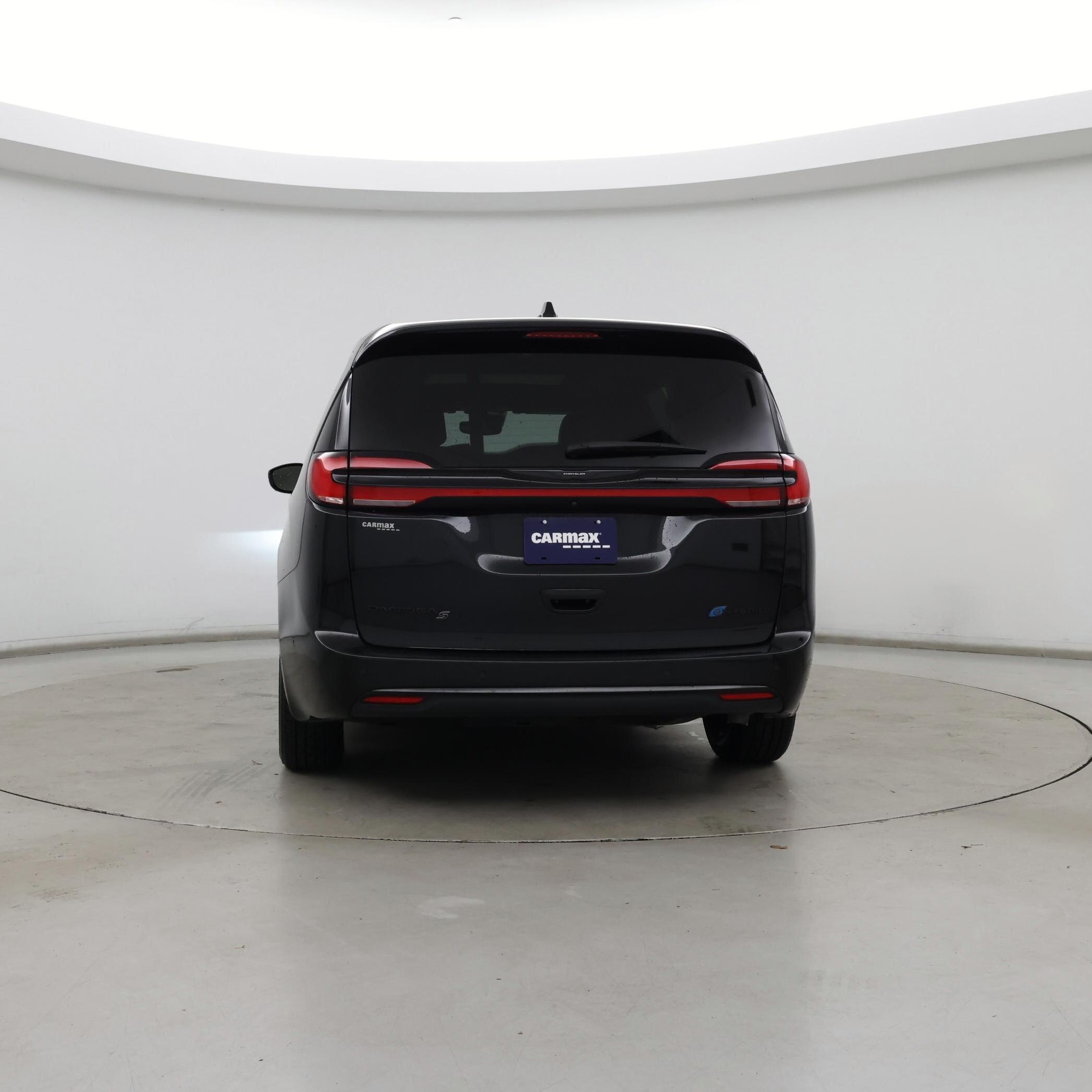 Thumbnail: 2023 Chrysler Pacifica - 6