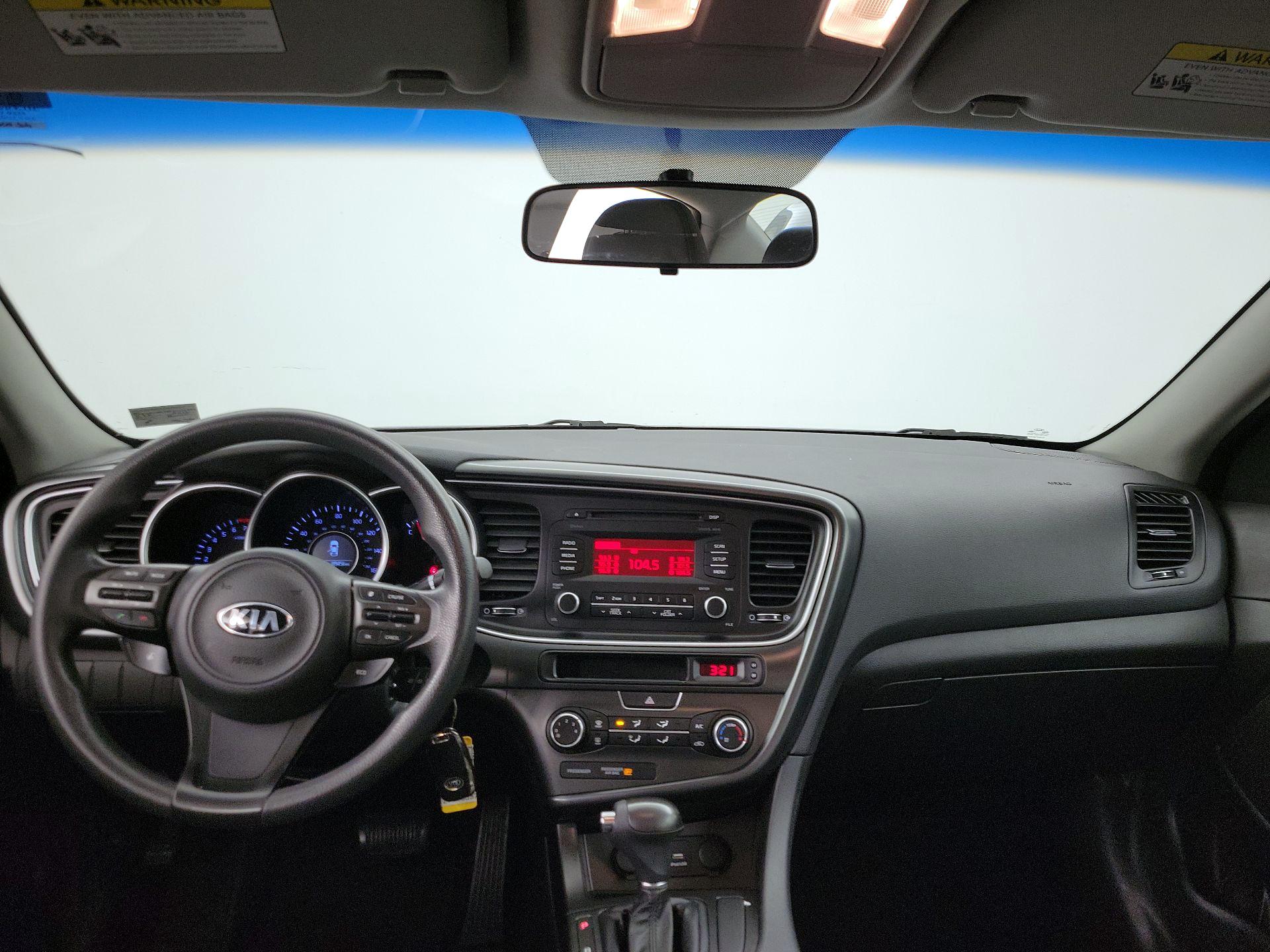 Thumbnail: 2015 Kia Optima - 9