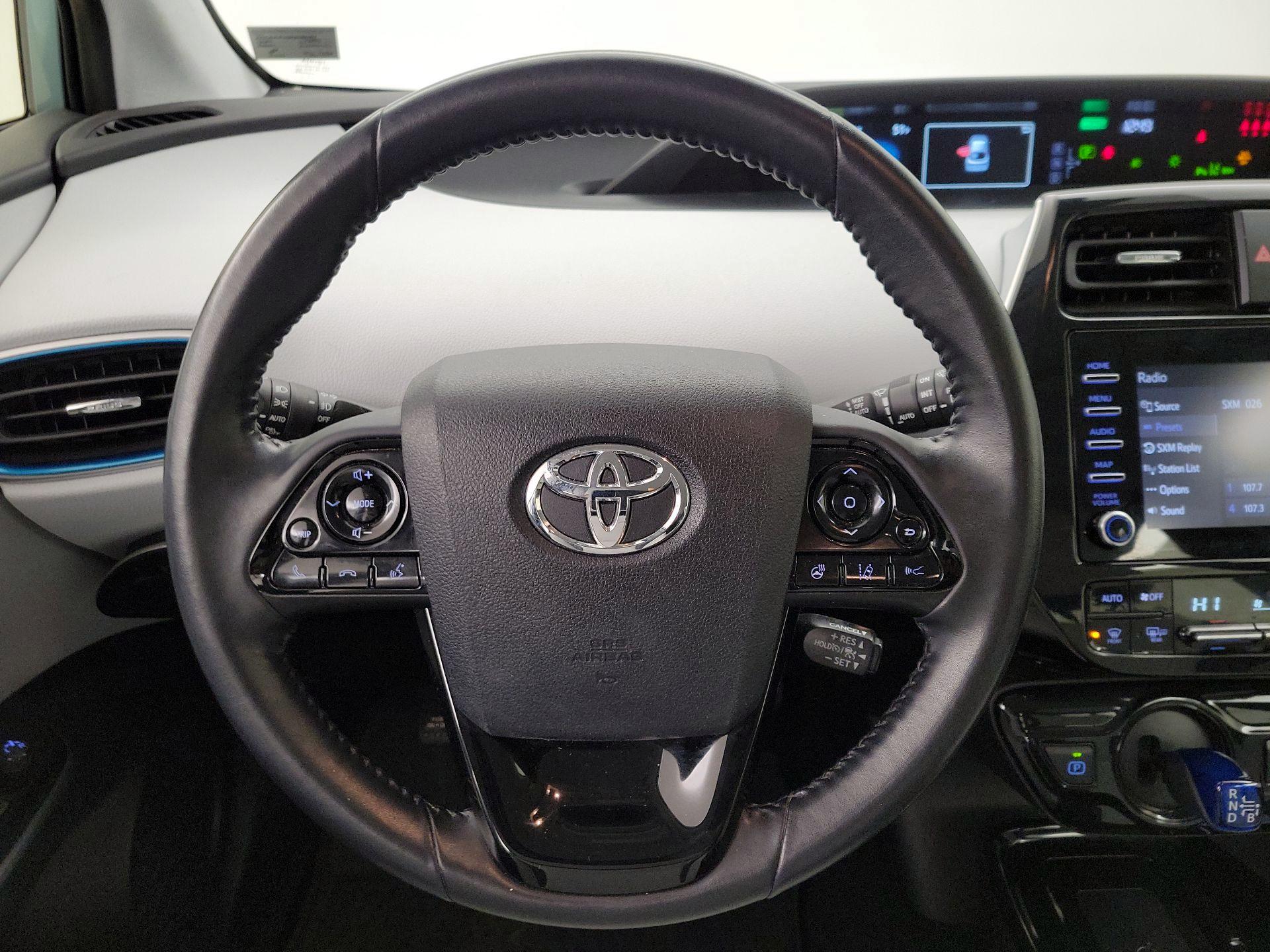 Thumbnail: 2022 Toyota Prius - 10