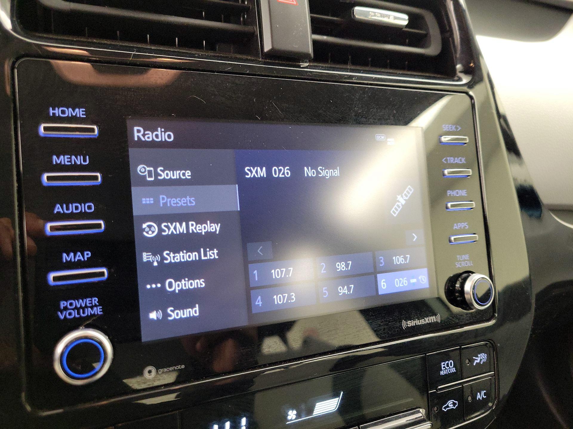 Thumbnail: 2022 Toyota Prius - 15