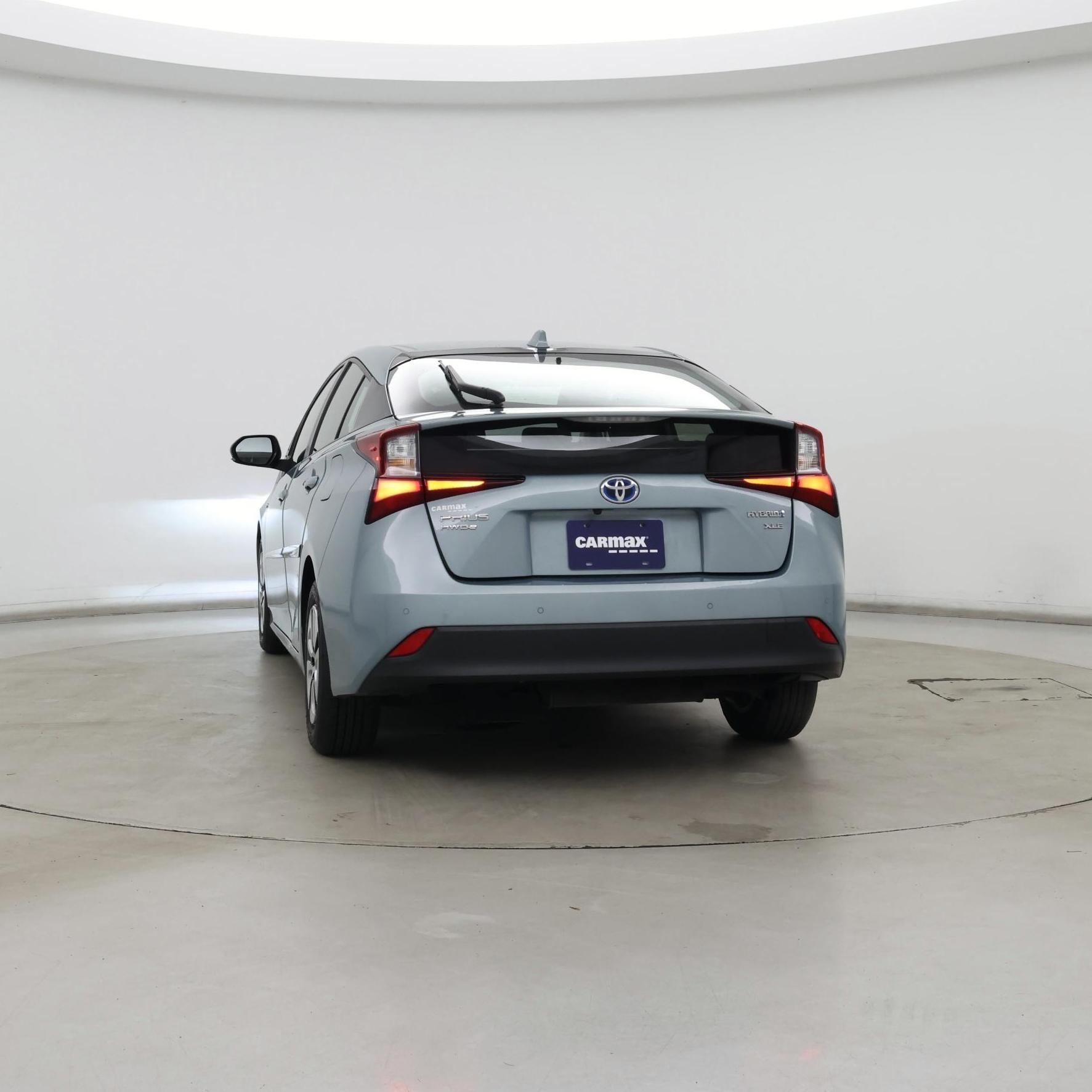 Thumbnail: 2022 Toyota Prius - 6