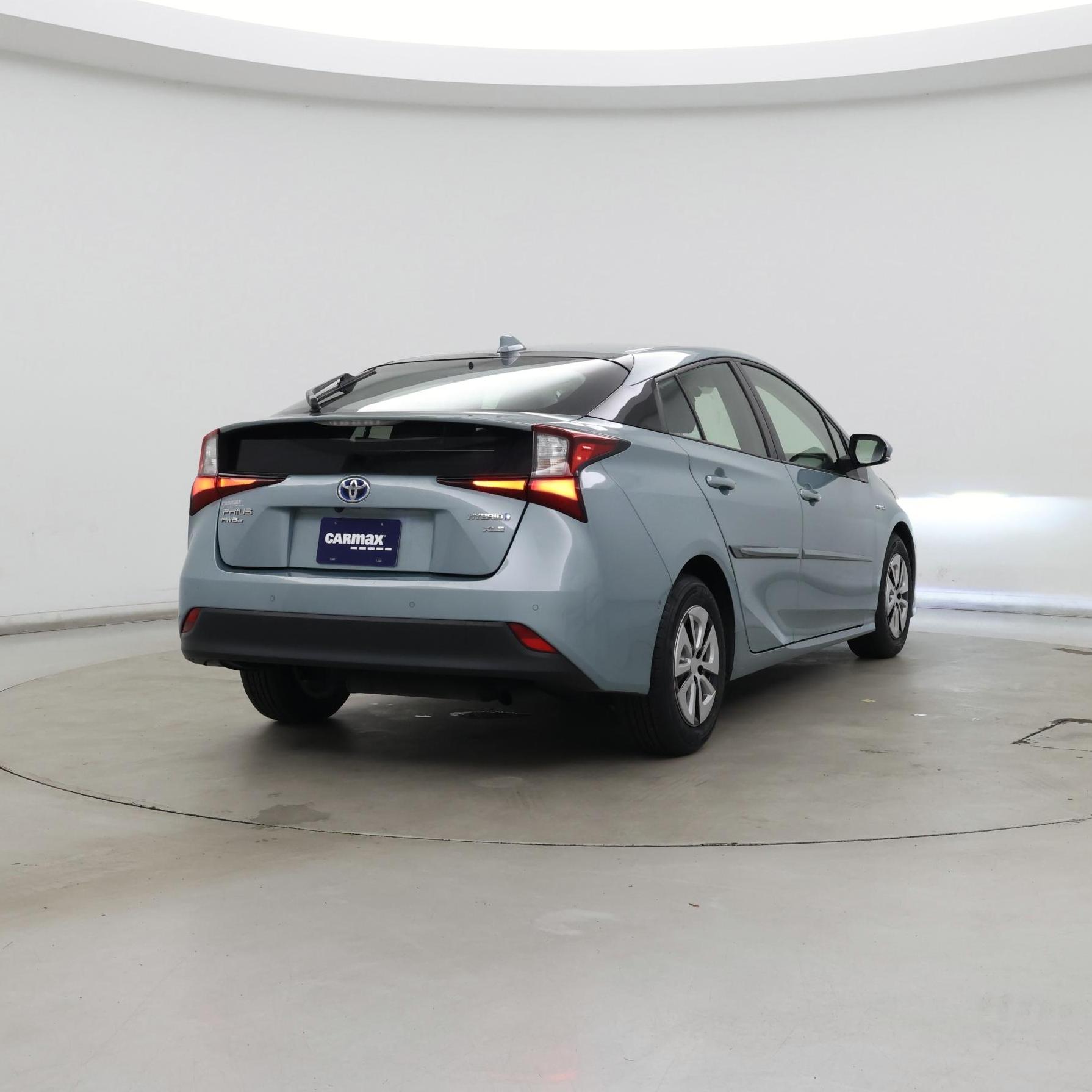 Thumbnail: 2022 Toyota Prius - 8