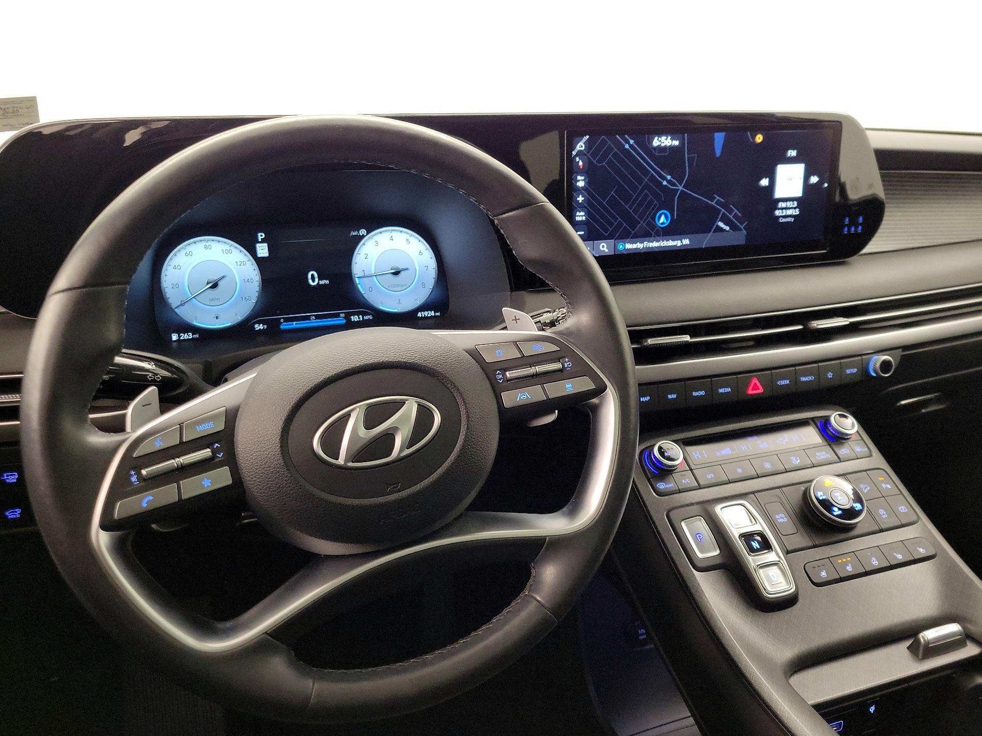 Thumbnail: 2023 Hyundai Palisade - 10