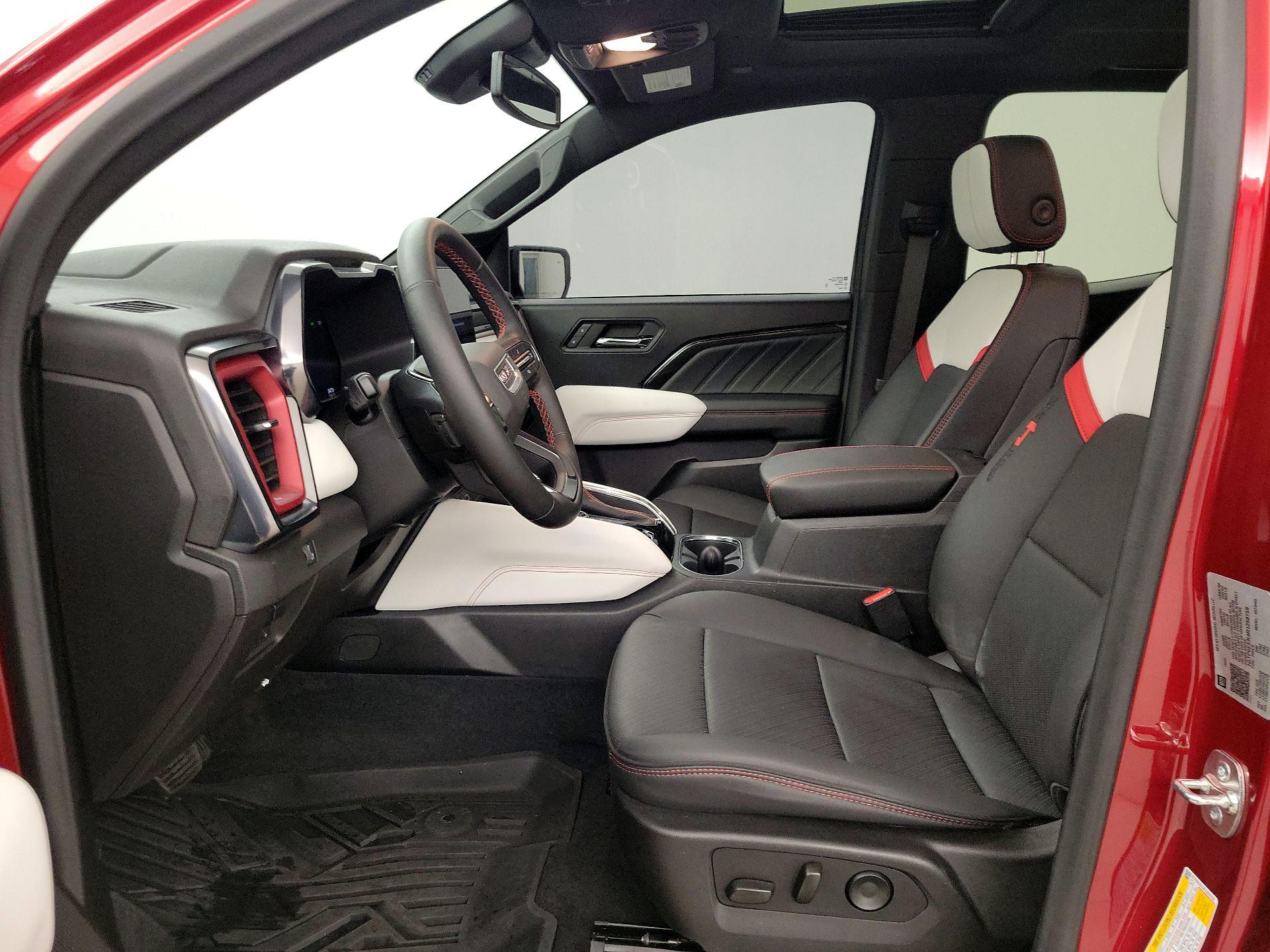 Thumbnail: 2024 GMC Canyon - 11