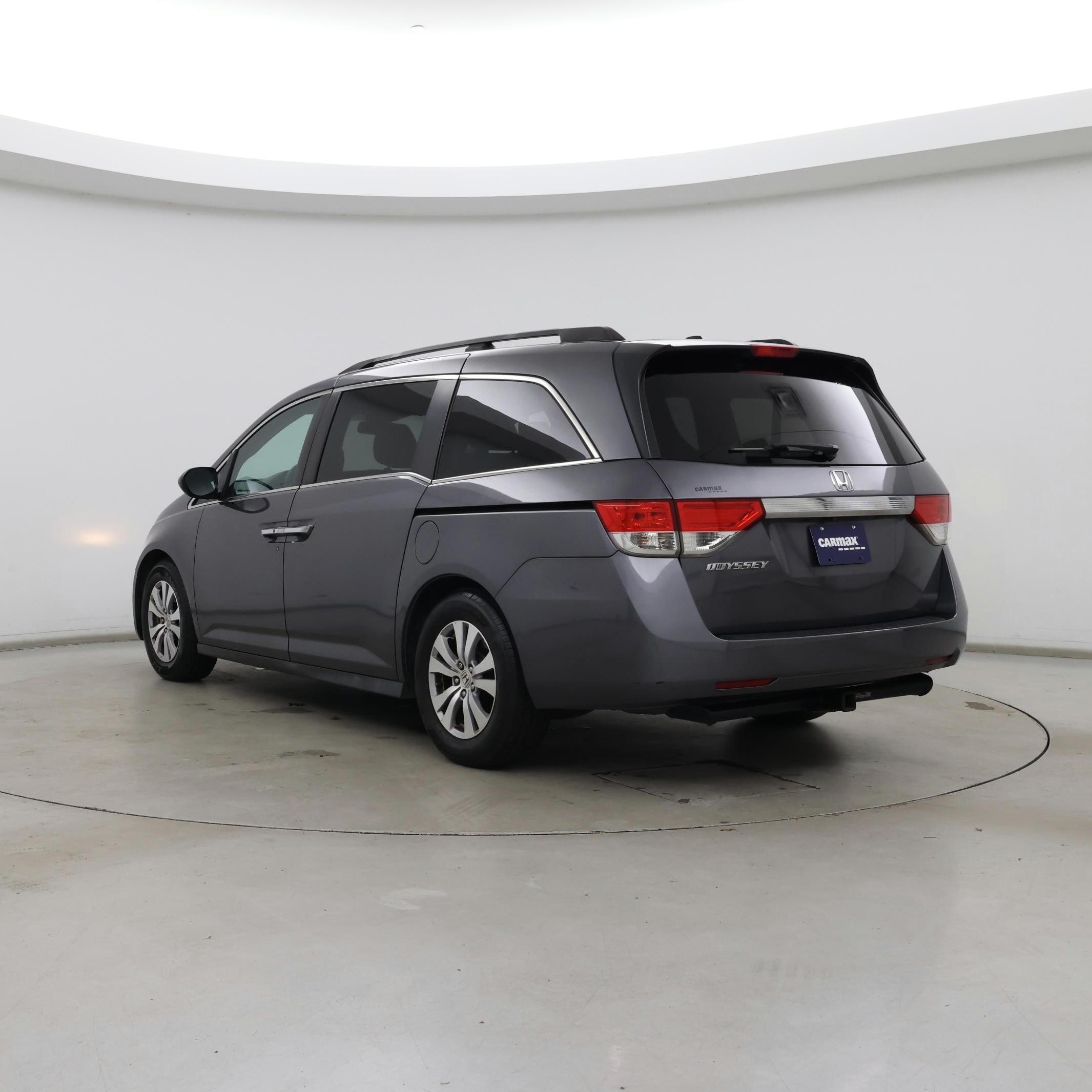 Thumbnail: 2017 Honda Odyssey - 2