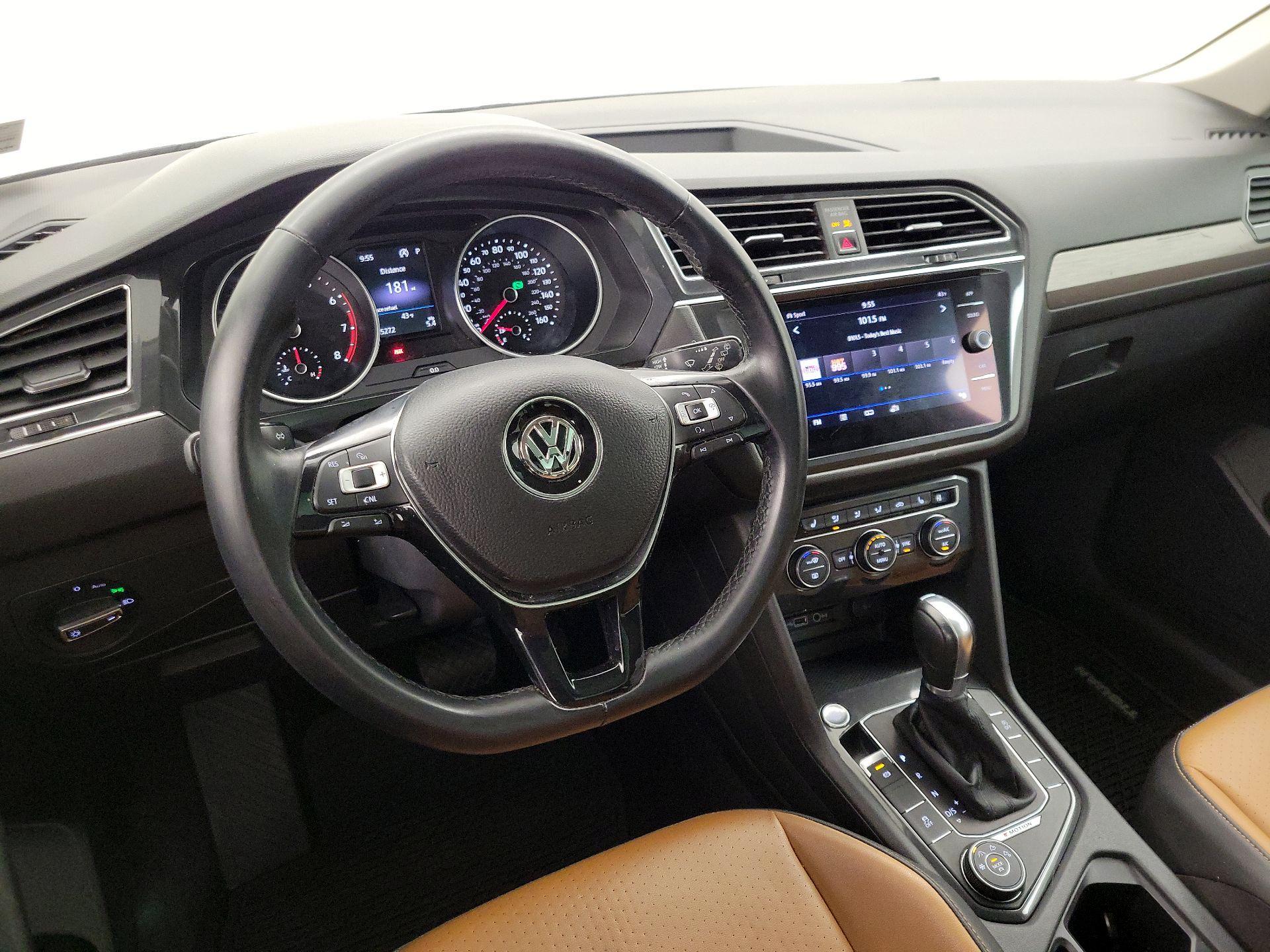 Thumbnail: 2018 Volkswagen Tiguan - 9