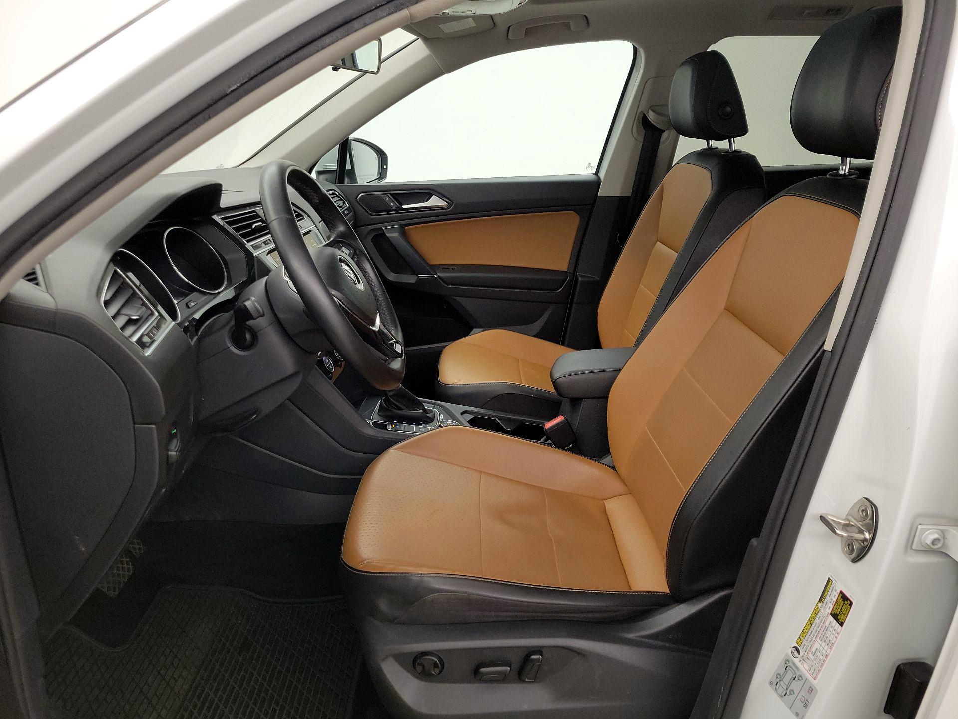 Thumbnail: 2018 Volkswagen Tiguan - 11