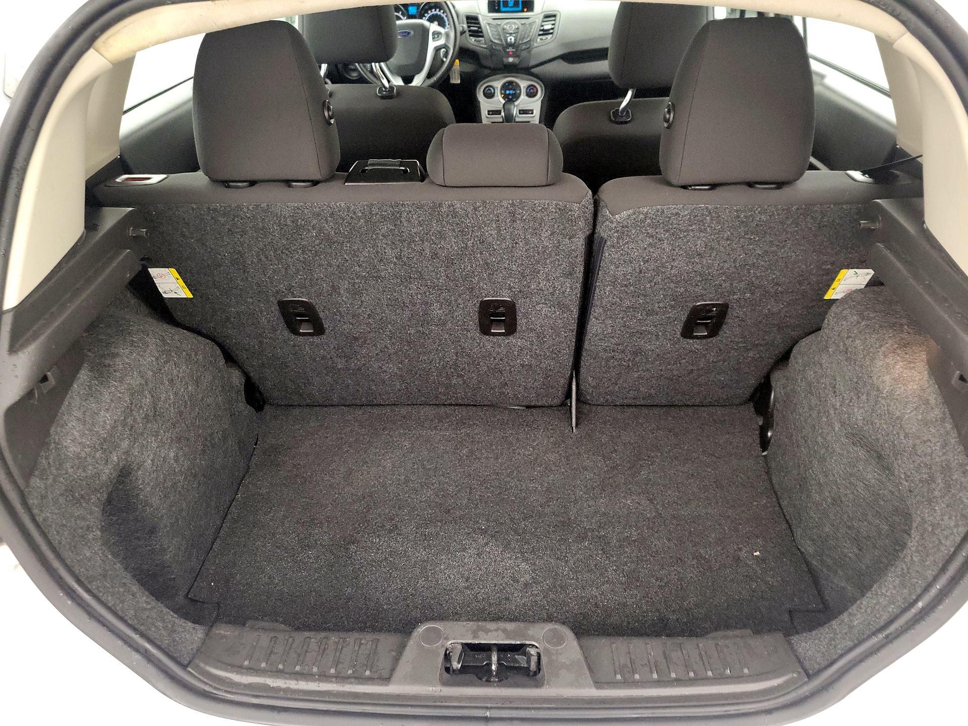 Thumbnail: 2016 Ford Fiesta - 19