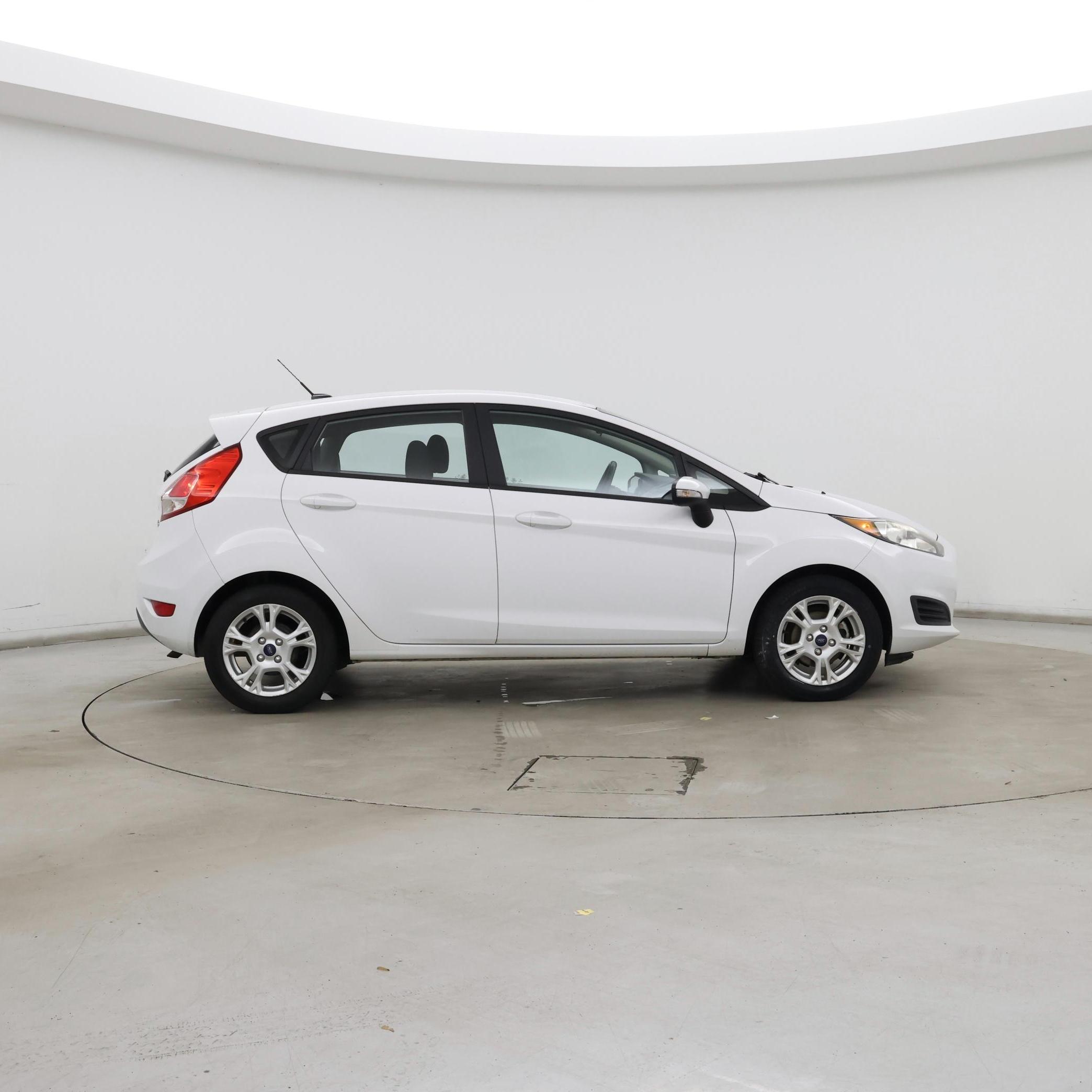 Thumbnail: 2016 Ford Fiesta - 7