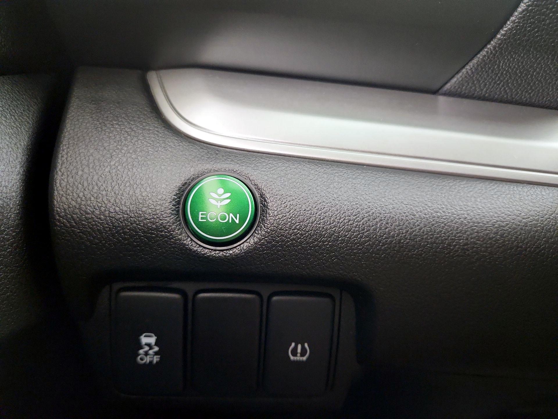 Thumbnail: 2016 Honda CR-V - 13