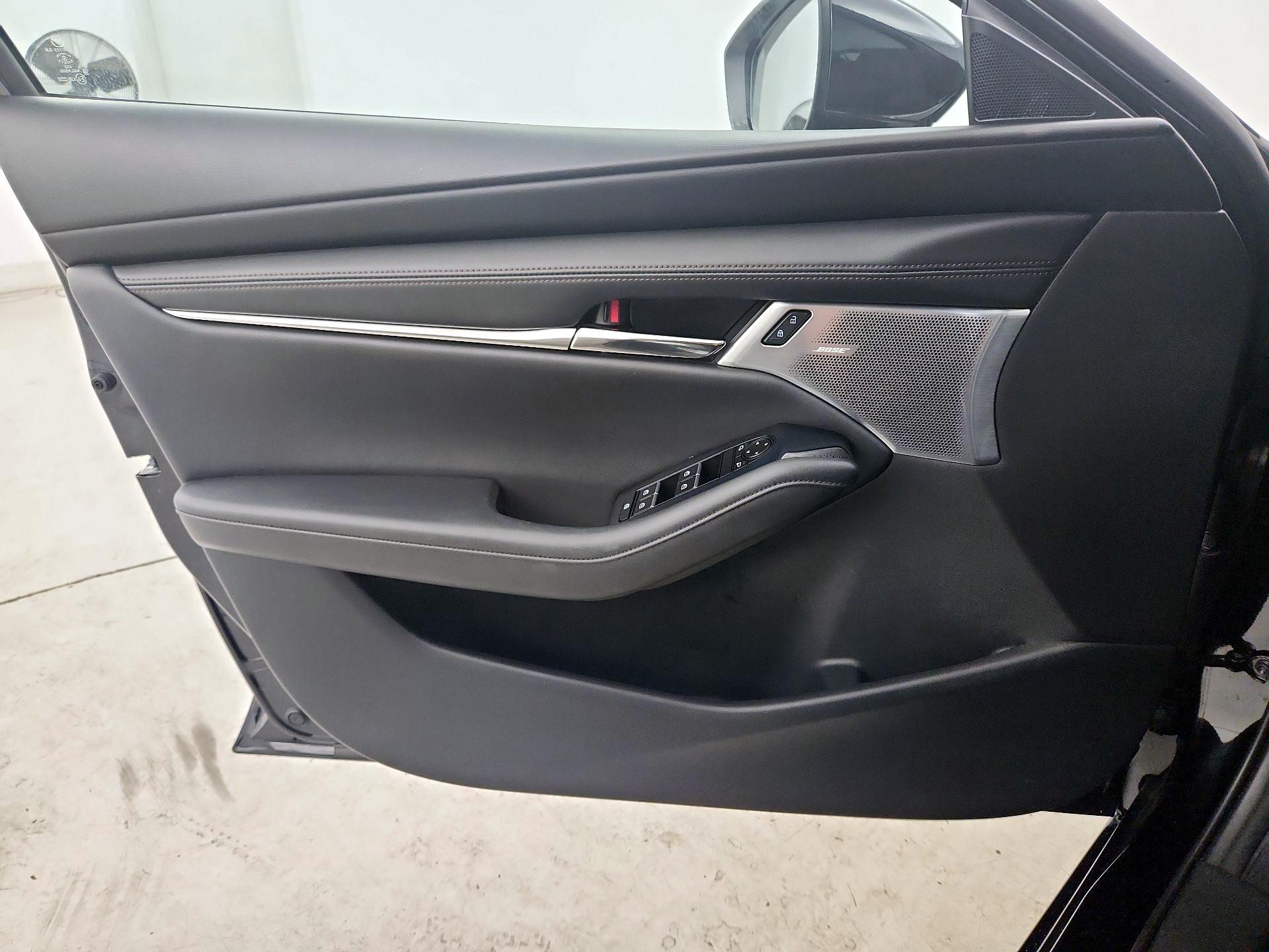 Thumbnail: 2021 Mazda Mazda3 - 12