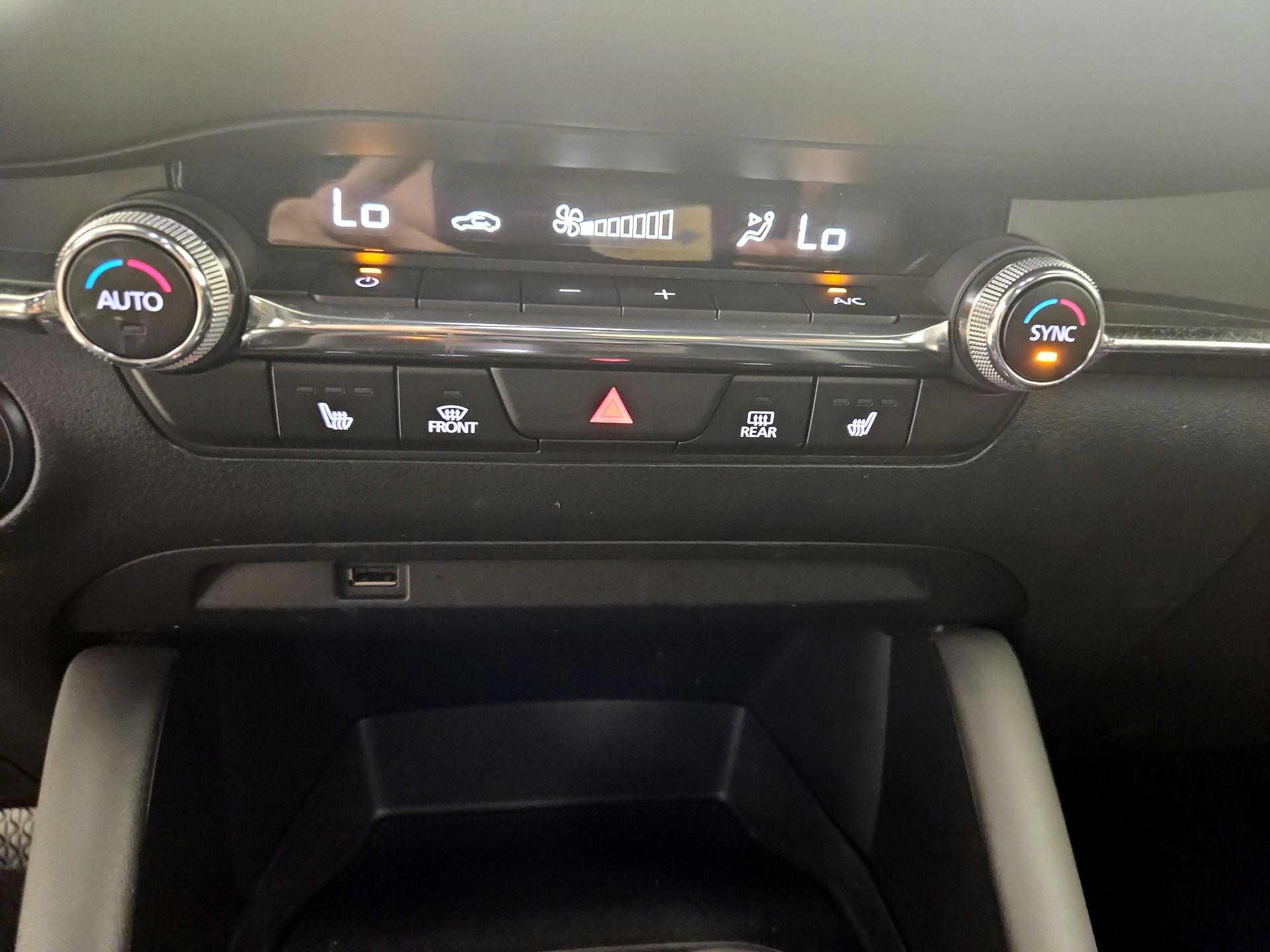 Thumbnail: 2021 Mazda Mazda3 - 17