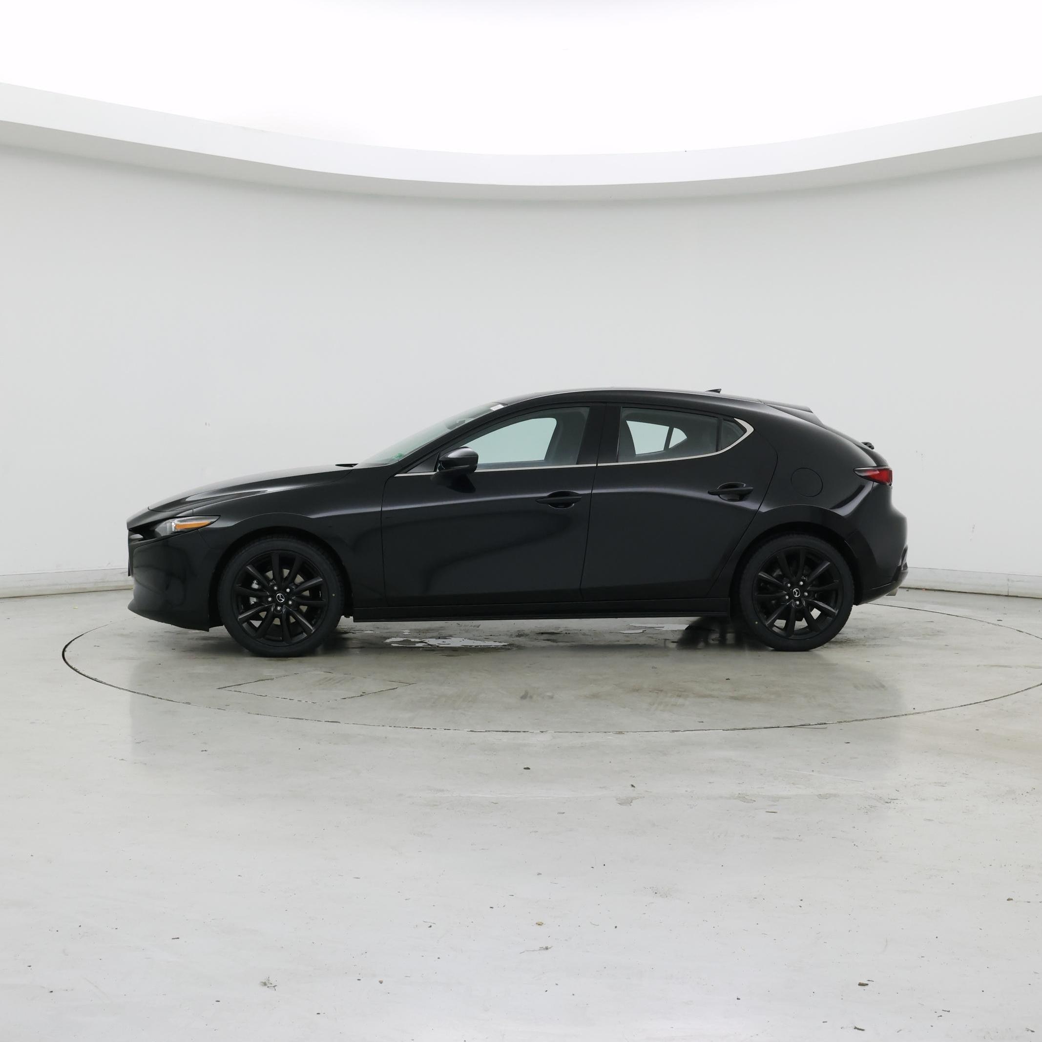 Thumbnail: 2021 Mazda Mazda3 - 3