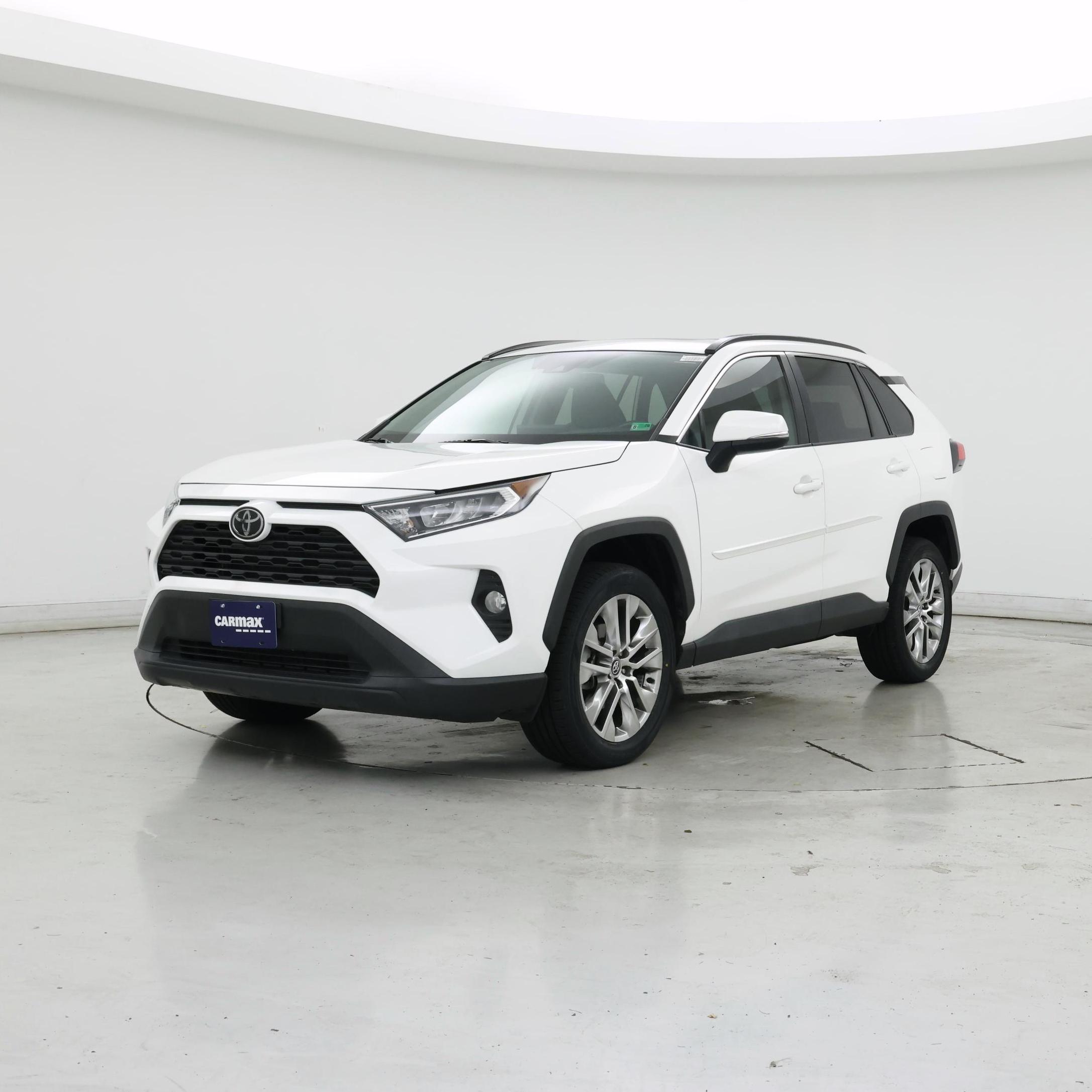 Thumbnail: 2020 Toyota RAV4 - 4