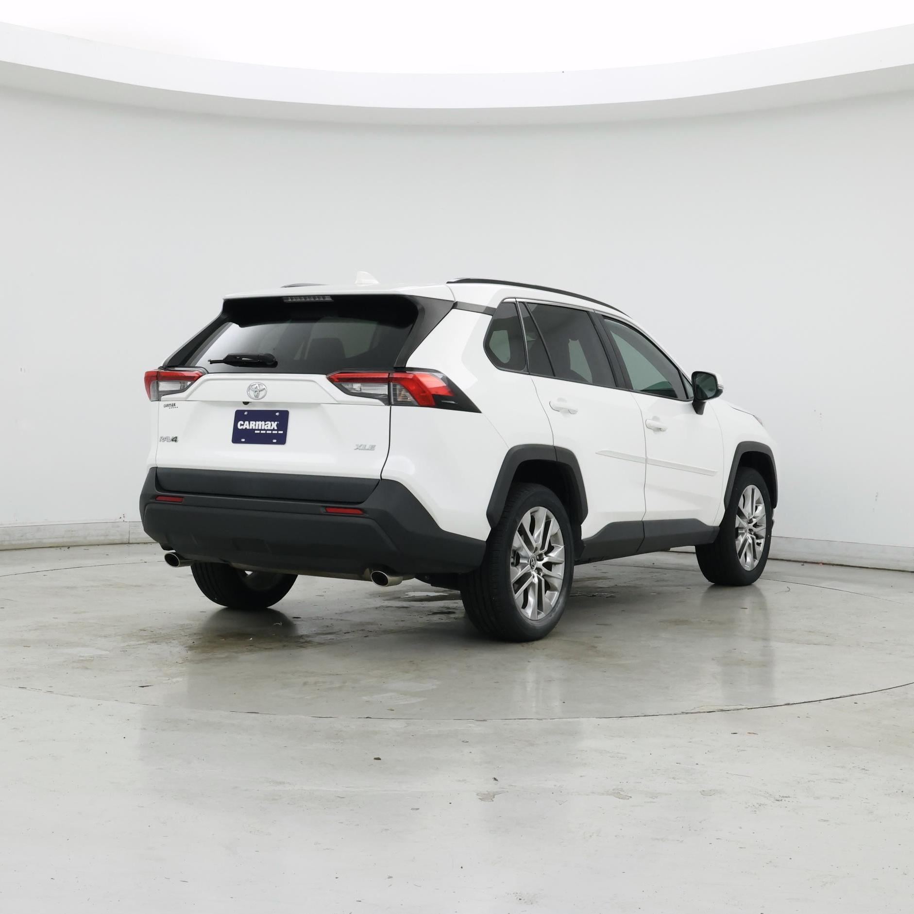 Thumbnail: 2020 Toyota RAV4 - 8