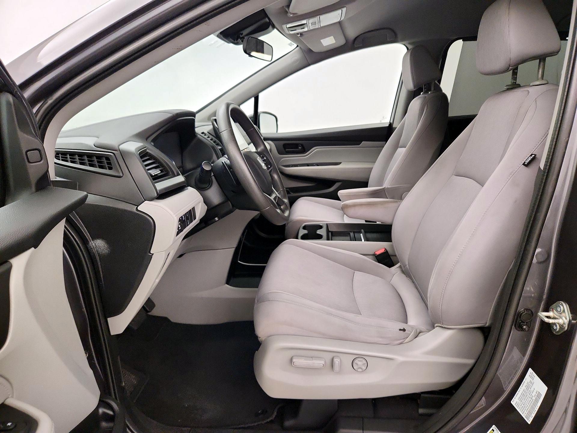 Thumbnail: 2020 Honda Odyssey - 11