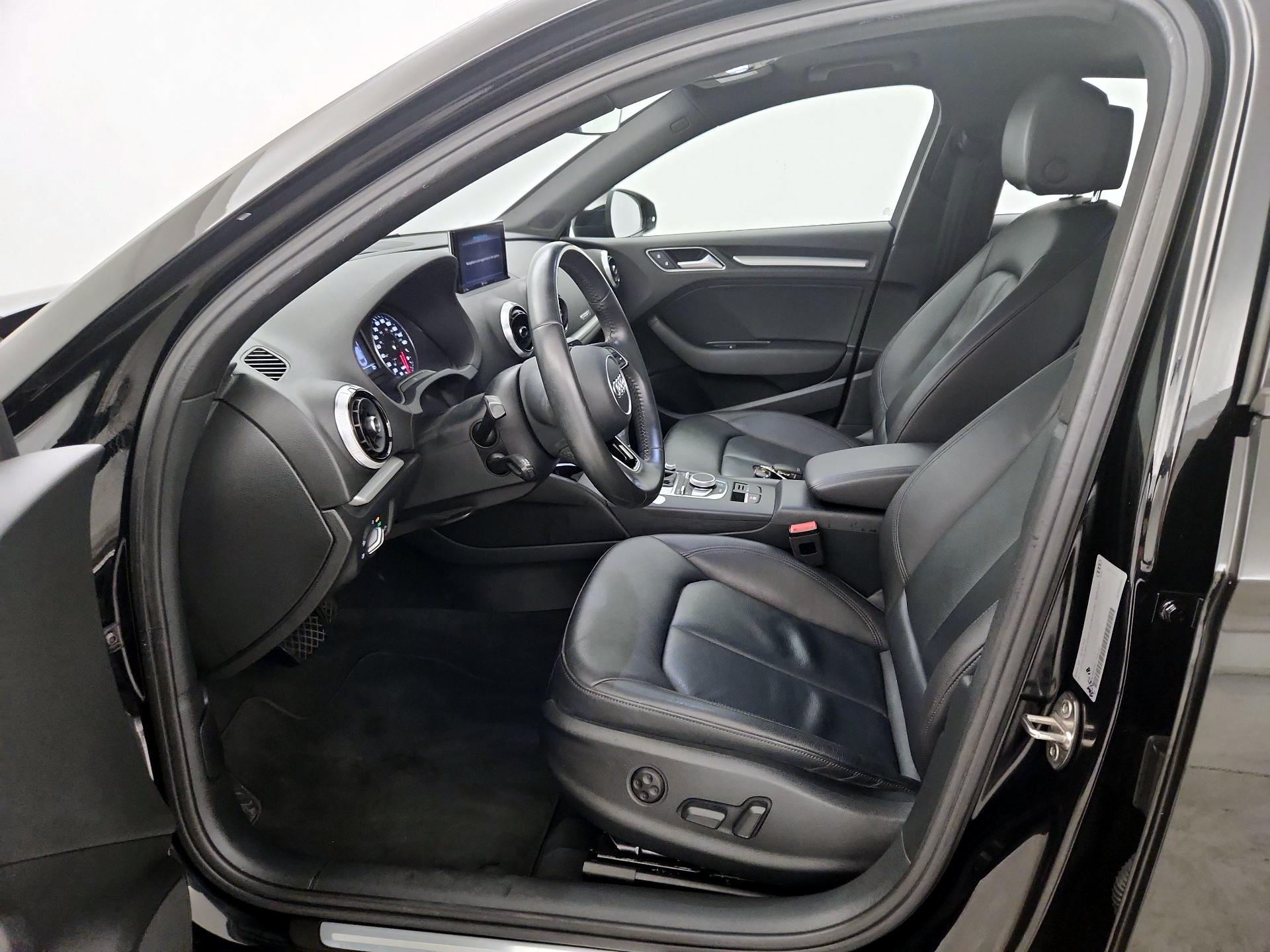 Thumbnail: 2018 Audi A3 - 11
