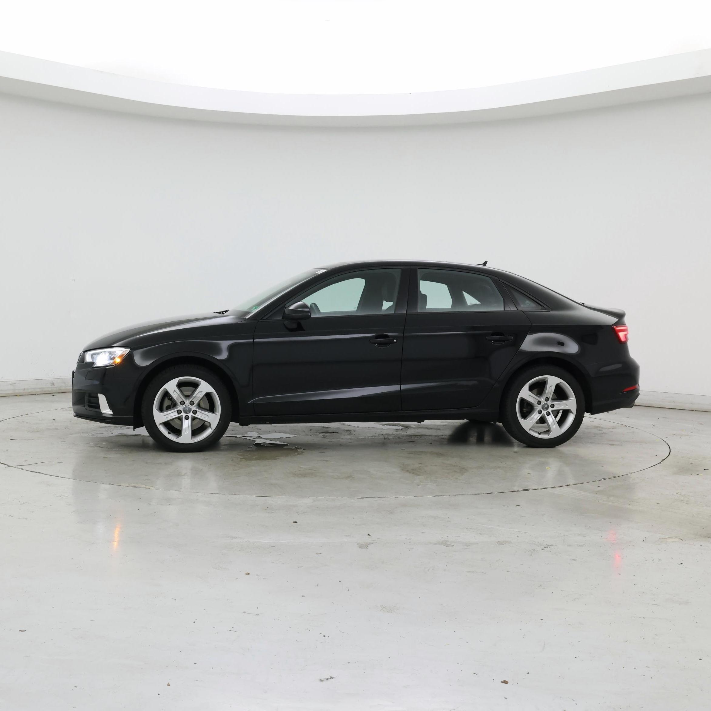Thumbnail: 2018 Audi A3 - 3