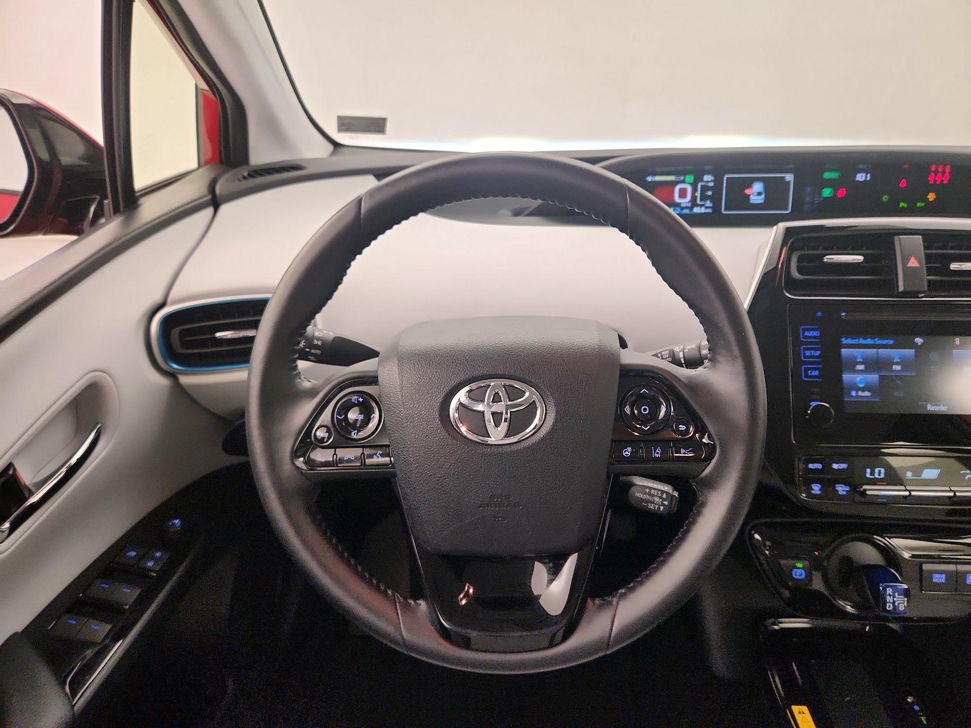 Thumbnail: 2019 Toyota Prius - 10